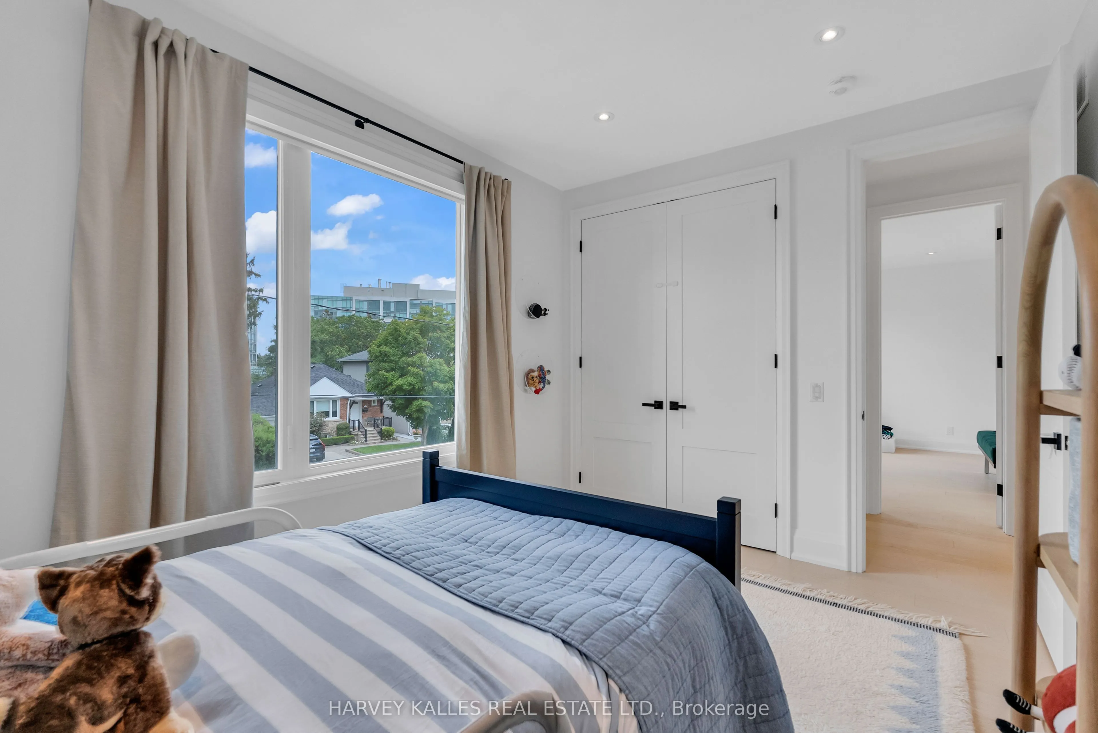 32 Almont Road