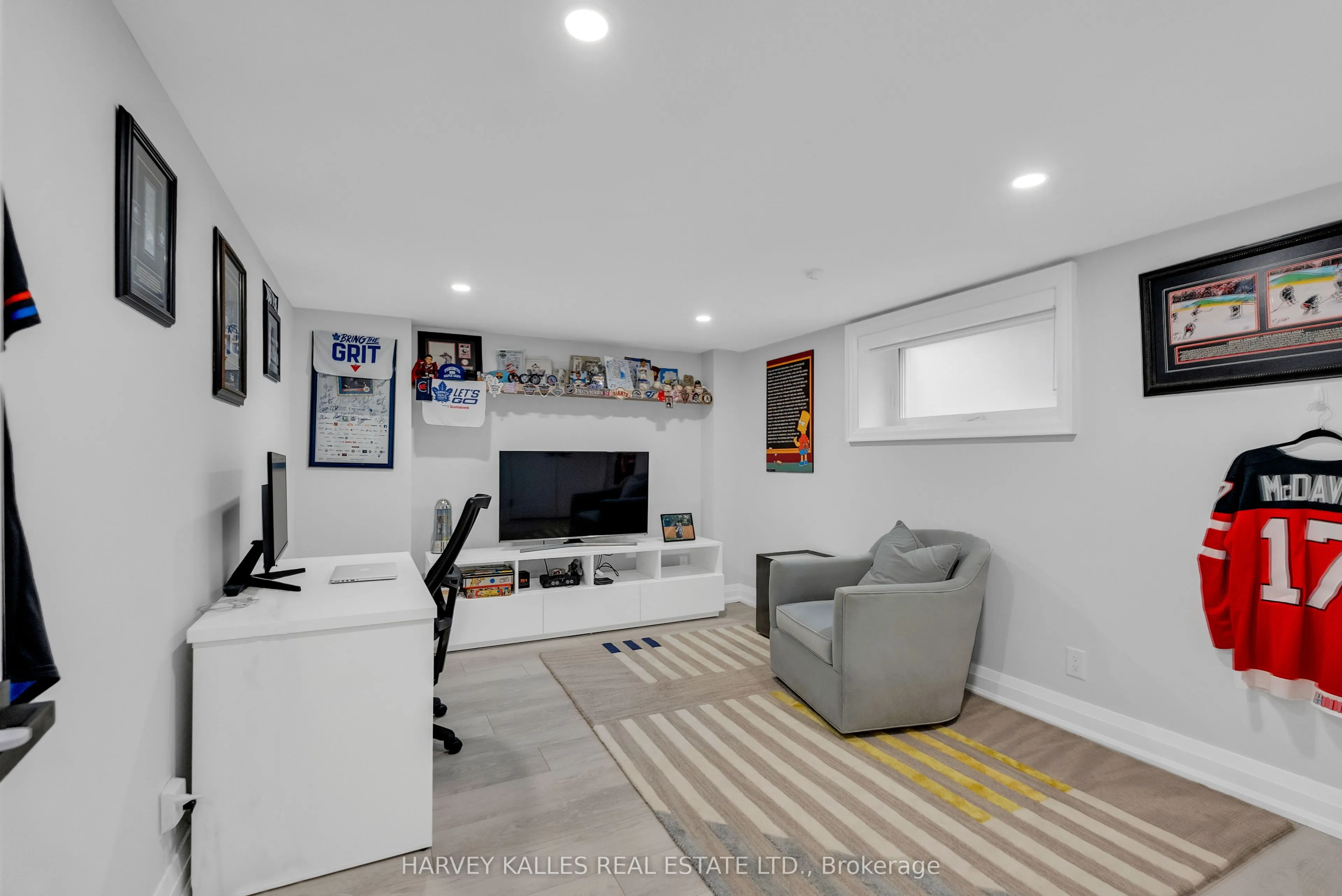 32 Almont Road