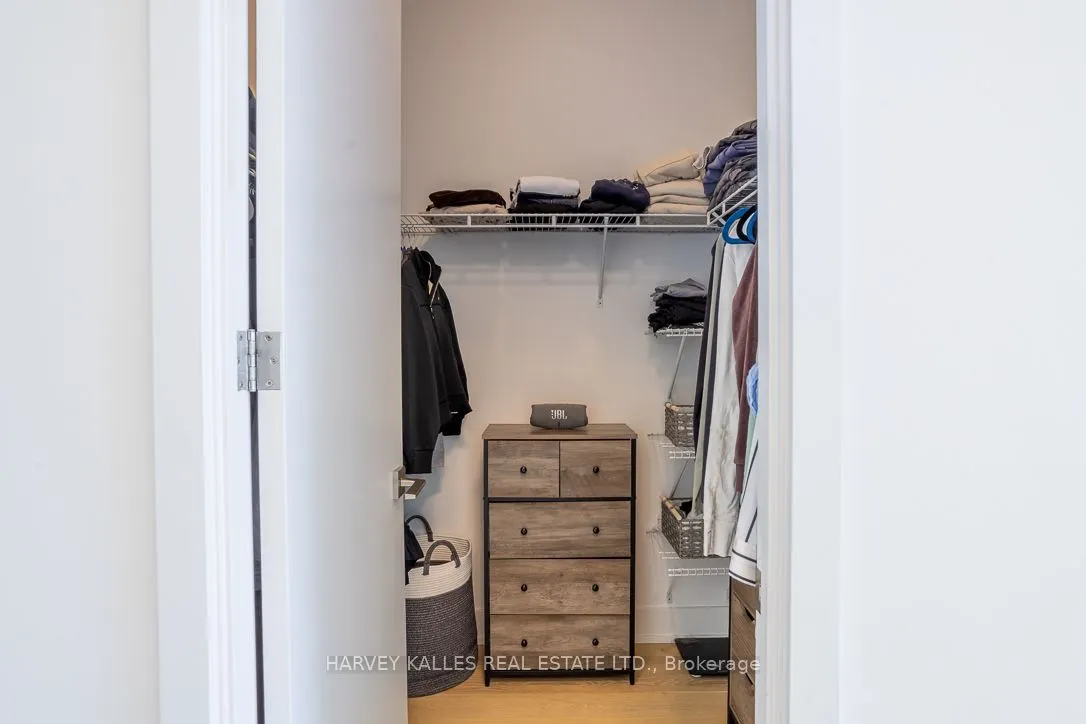 111 St Clair Avenue W #1013