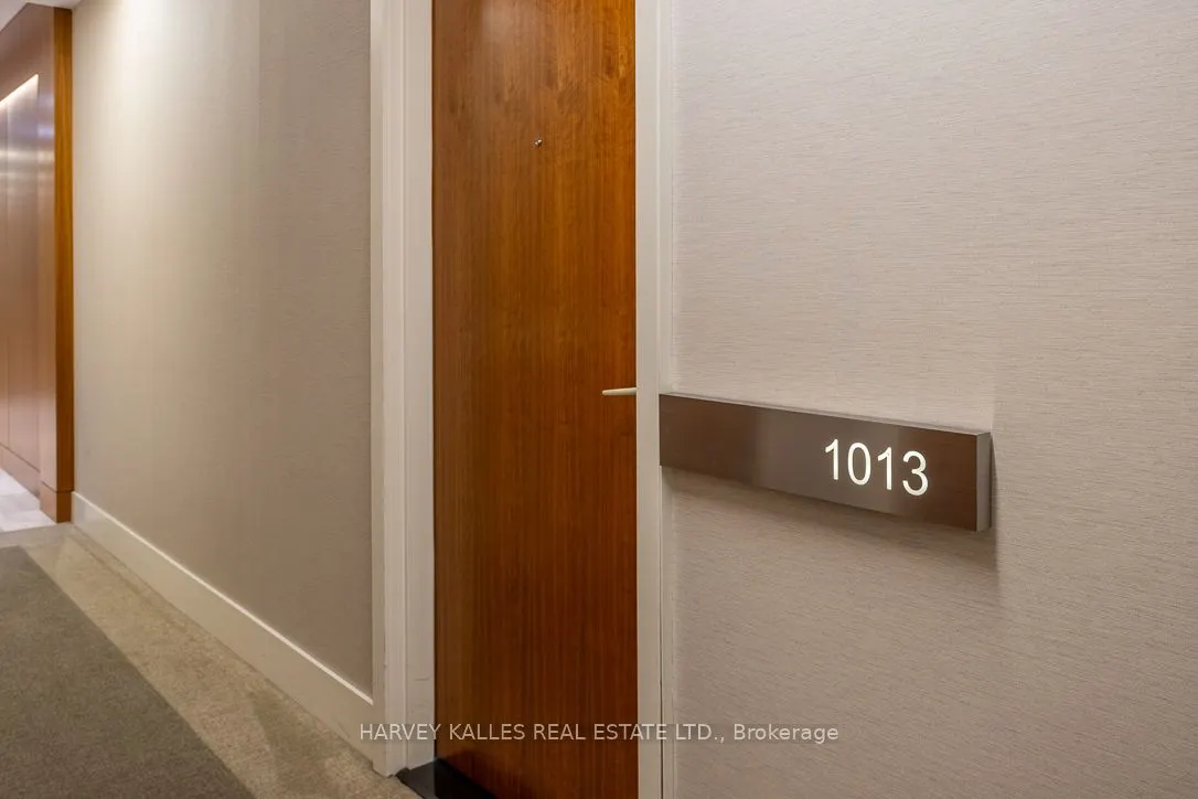 111 St Clair Avenue W #1013