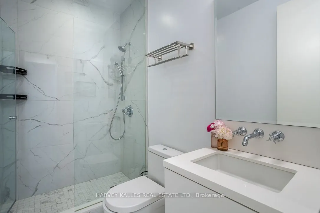 111 St Clair Avenue W #1013