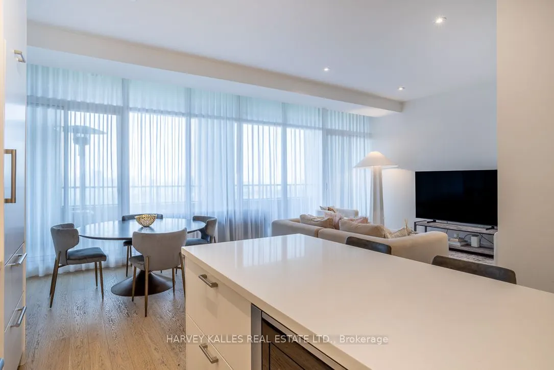 111 St Clair Avenue W #1013