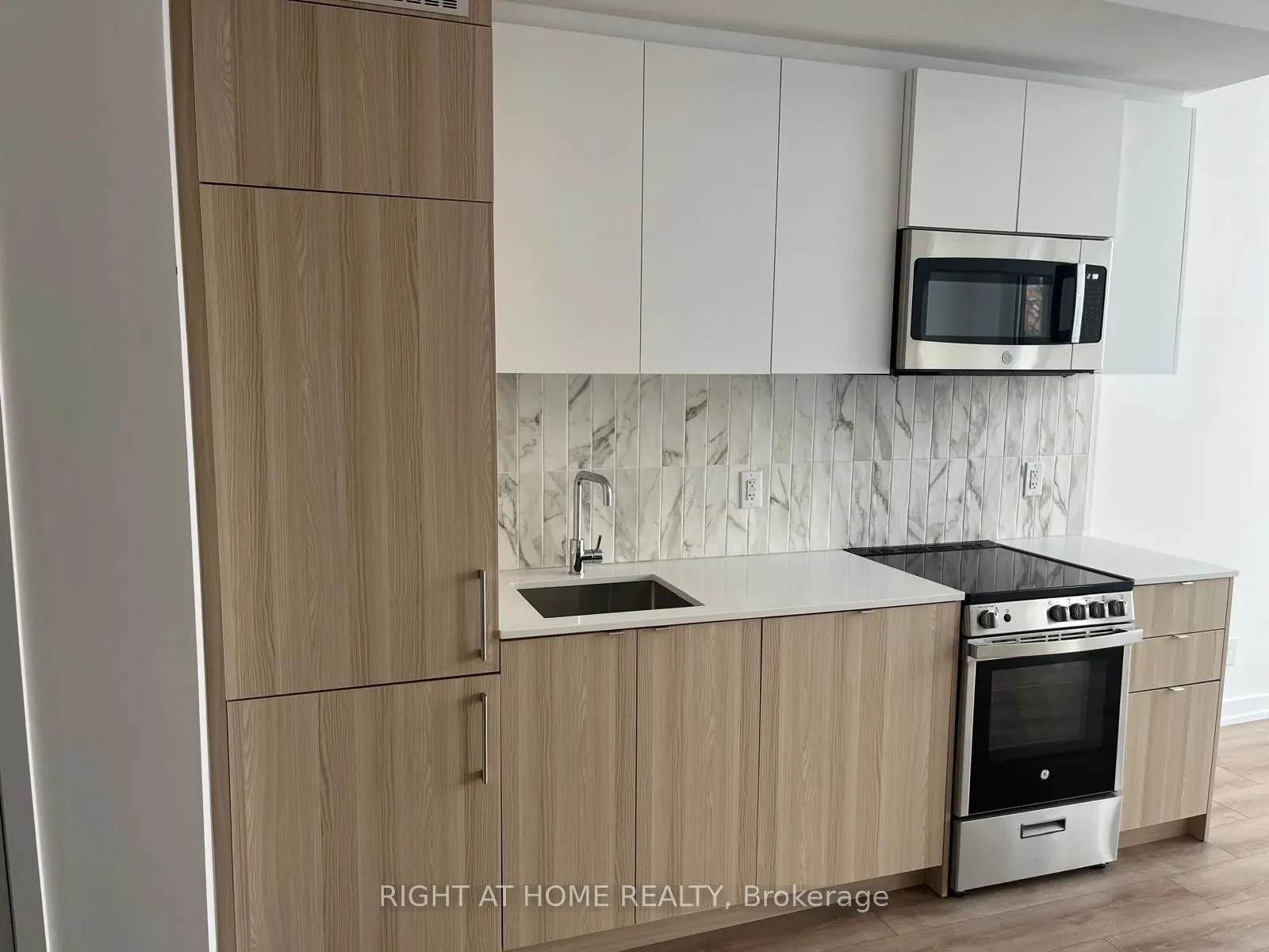 500 Dupont Street #202