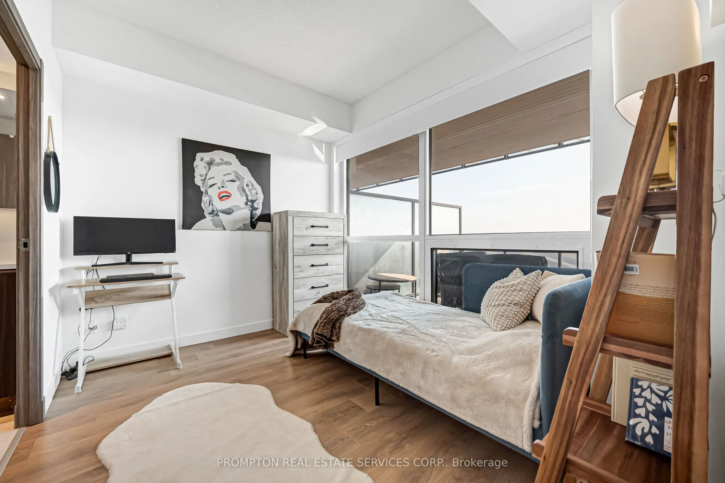 25 Mcmahon Drive #1803