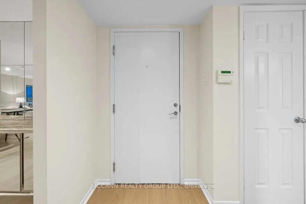 360 Bloor Street E #301