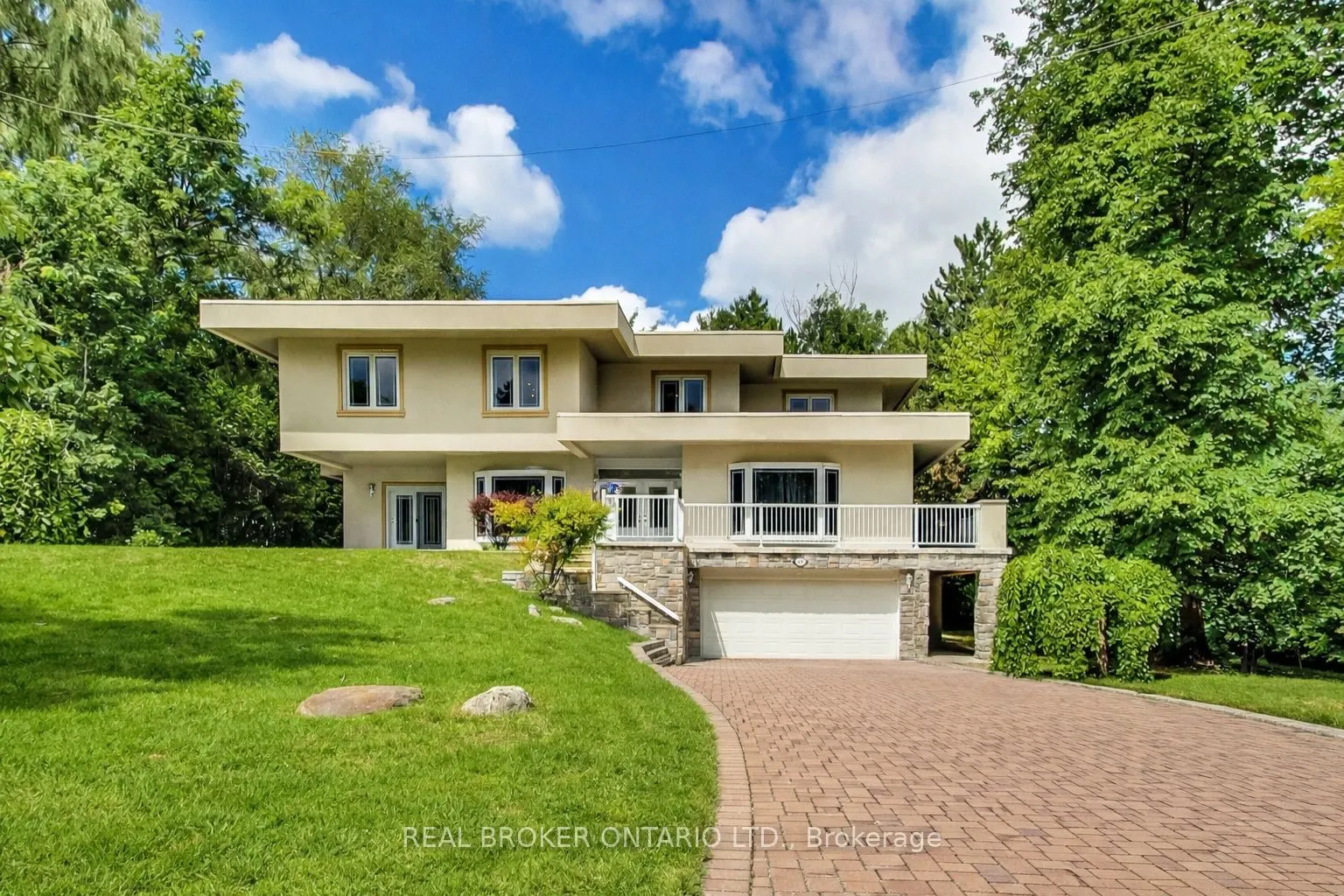 48 Silvergrove Road