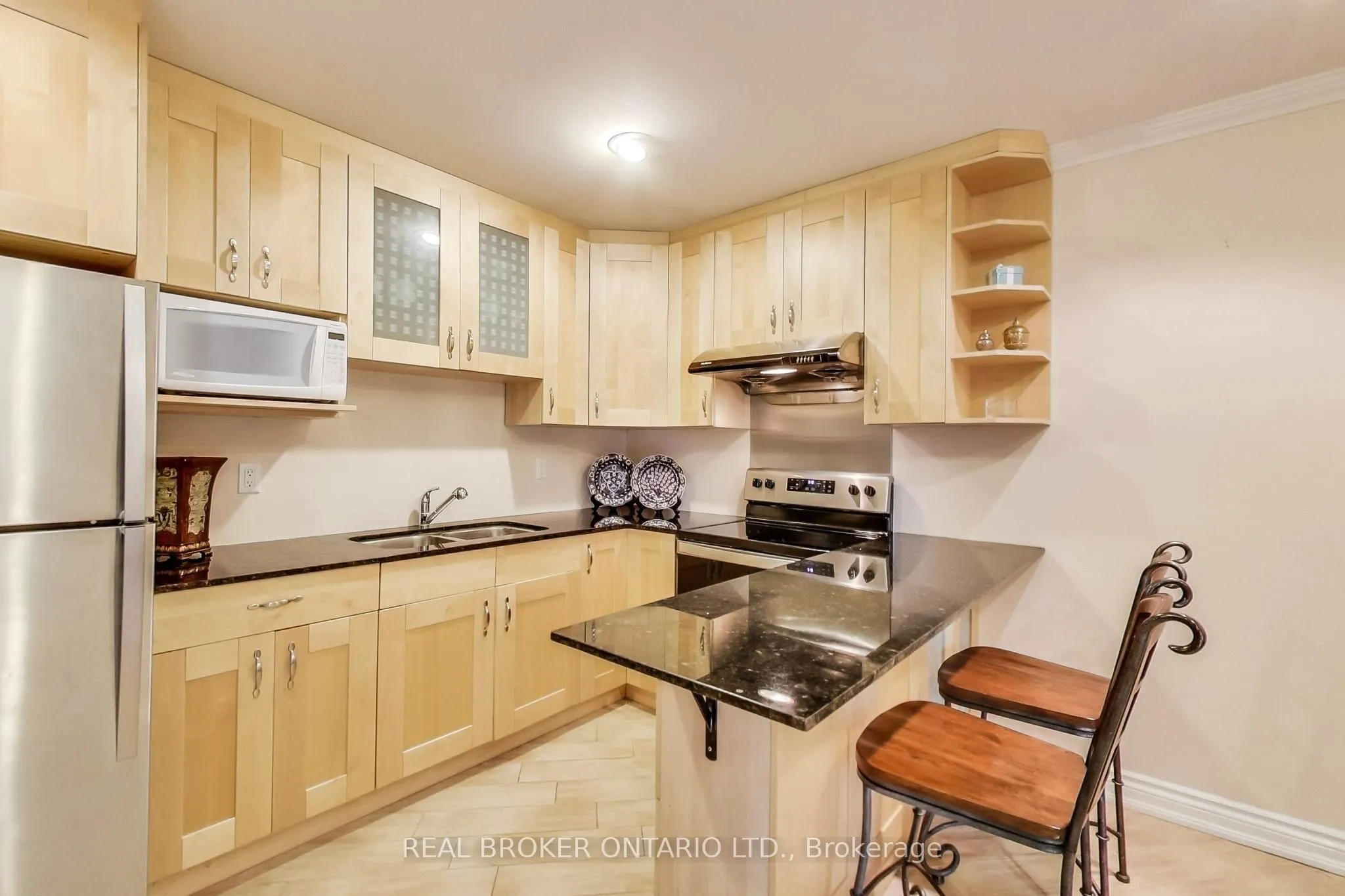 48 Silvergrove Road