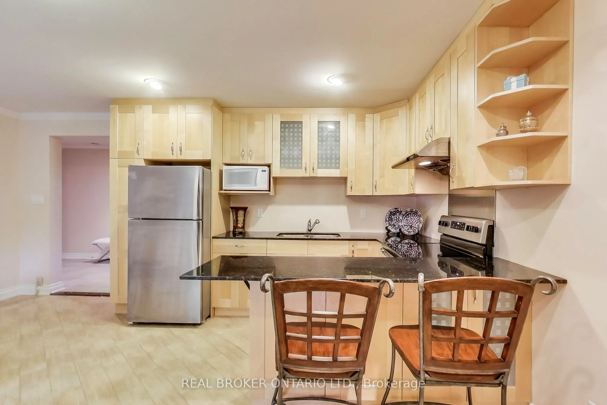 48 Silvergrove Road