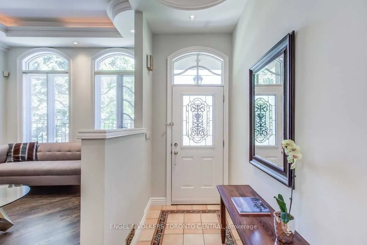 405 Bedford Park Avenue