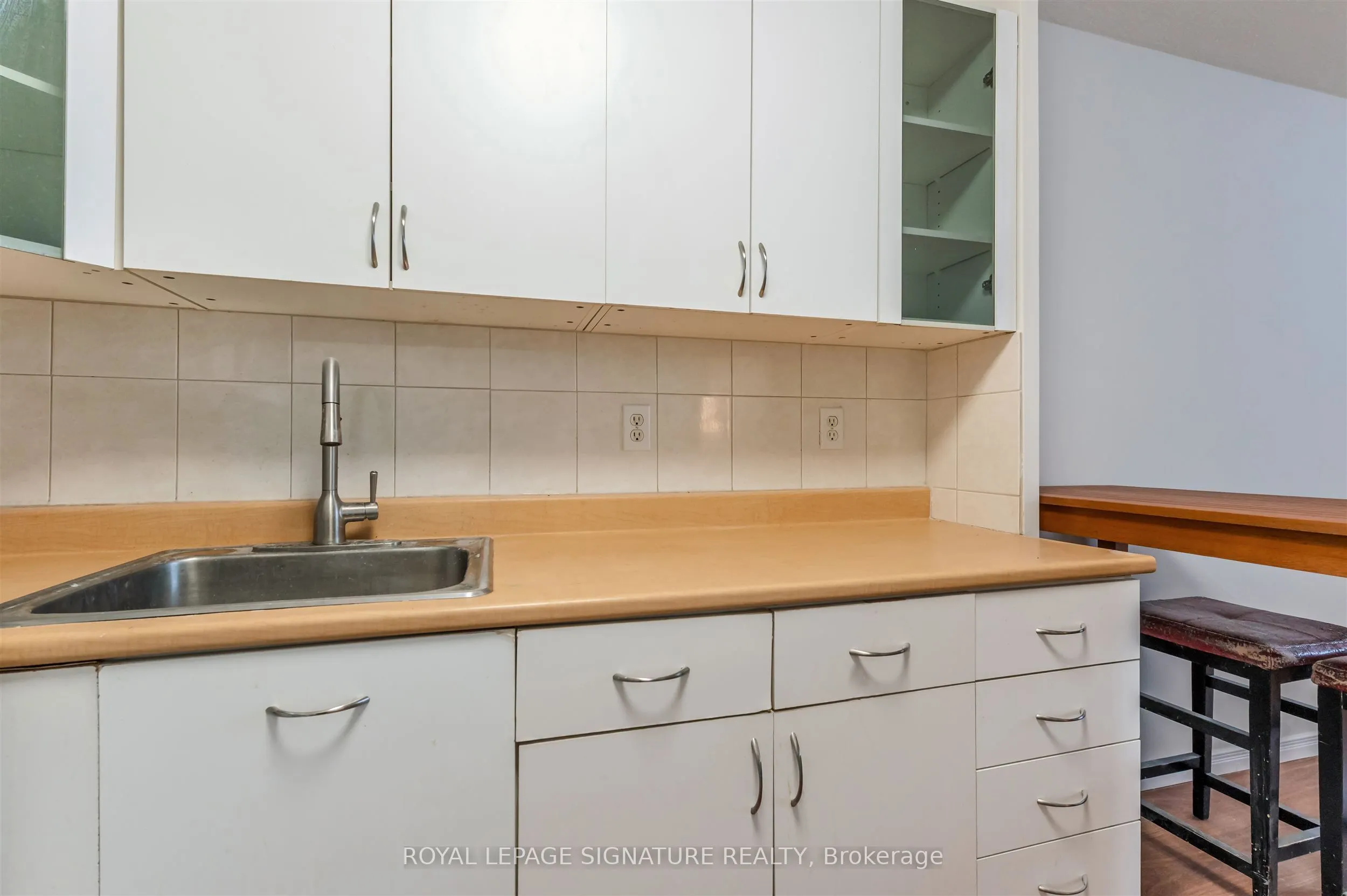 40 Homewood Avenue #2108