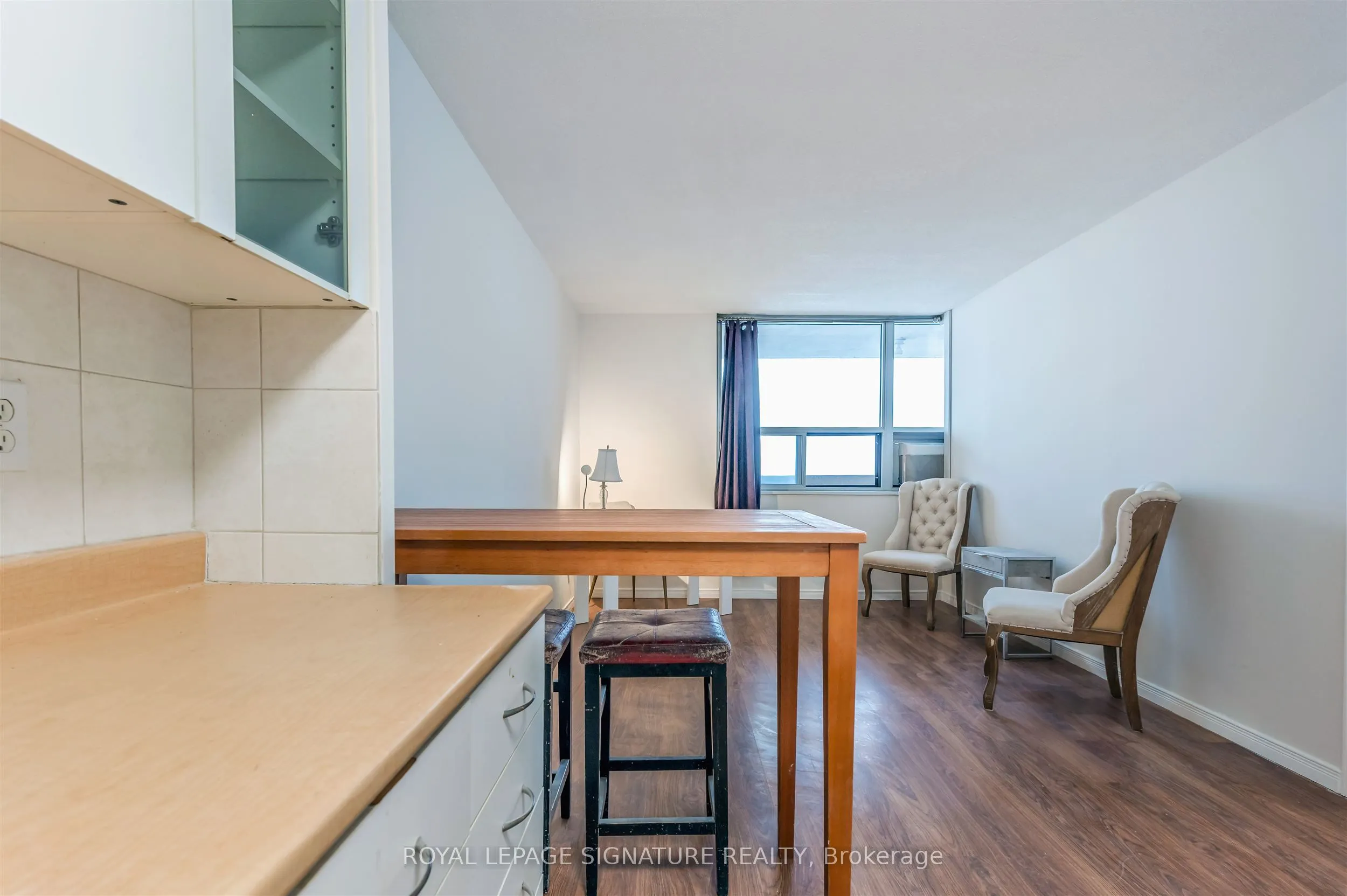 40 Homewood Avenue #2108