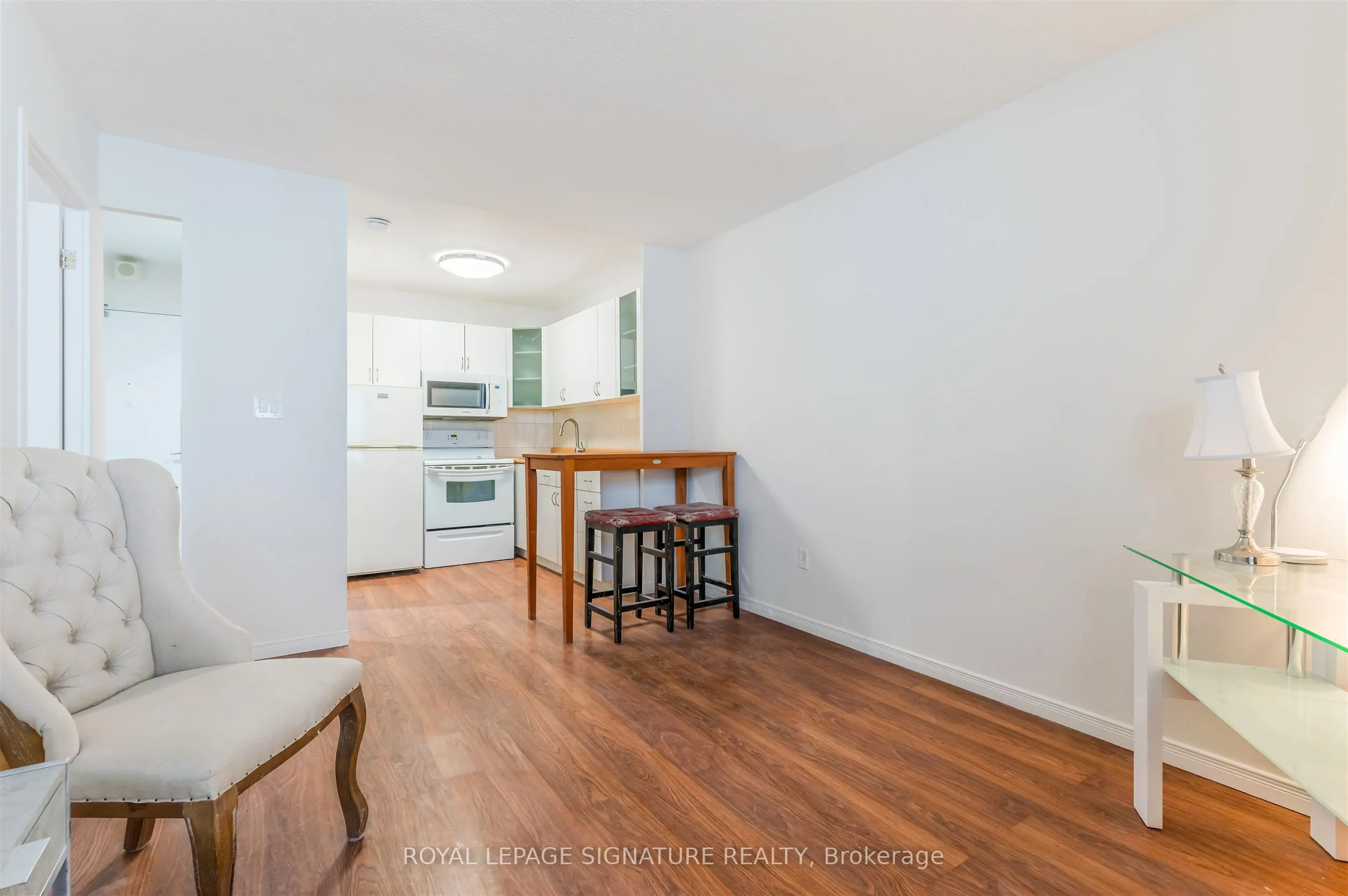 40 Homewood Avenue #2108
