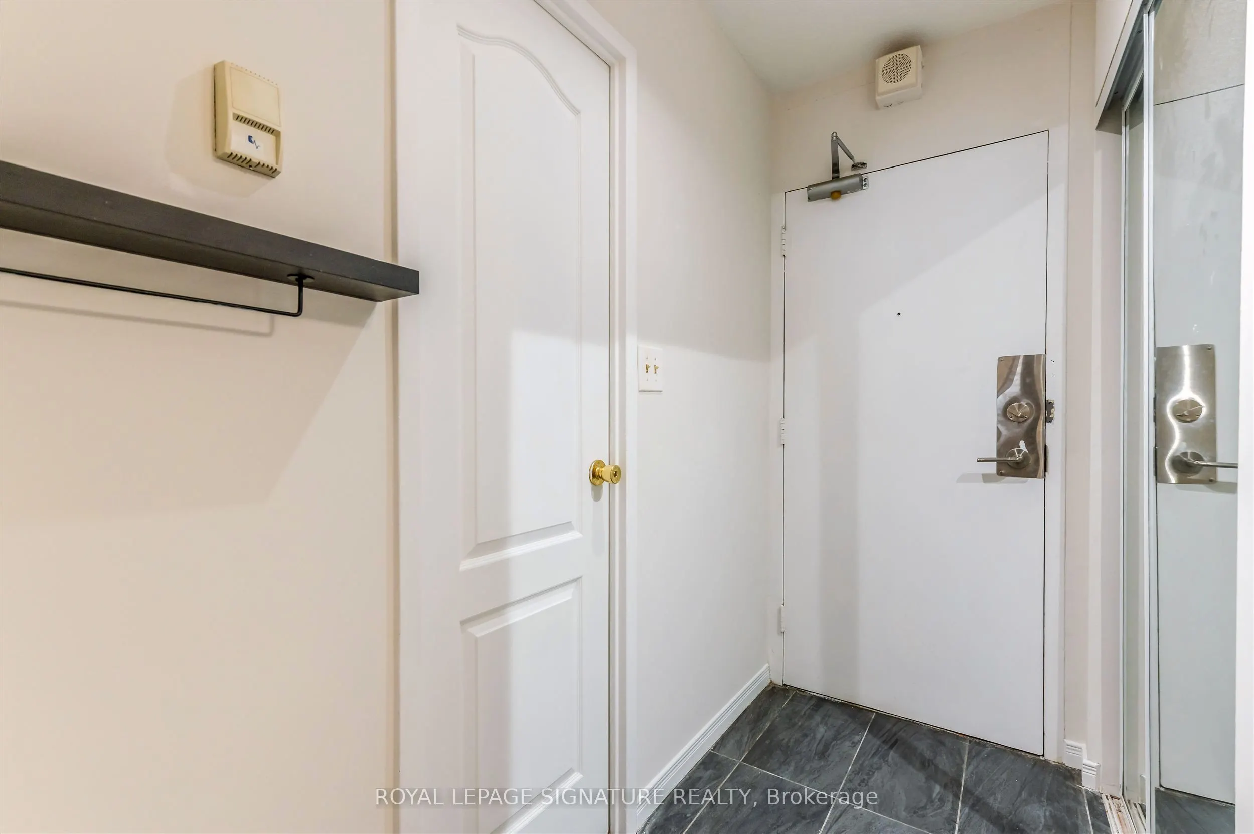 40 Homewood Avenue #2108