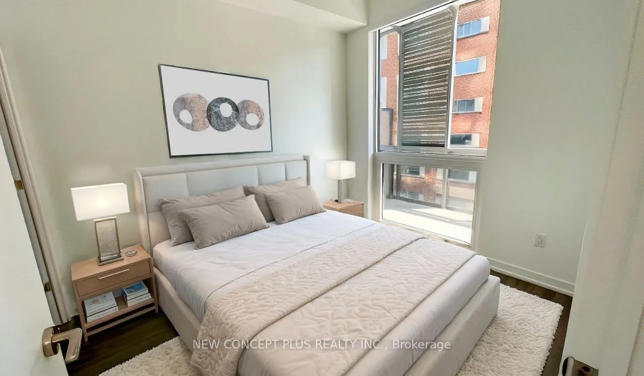 39 Roehampton Avenue #404