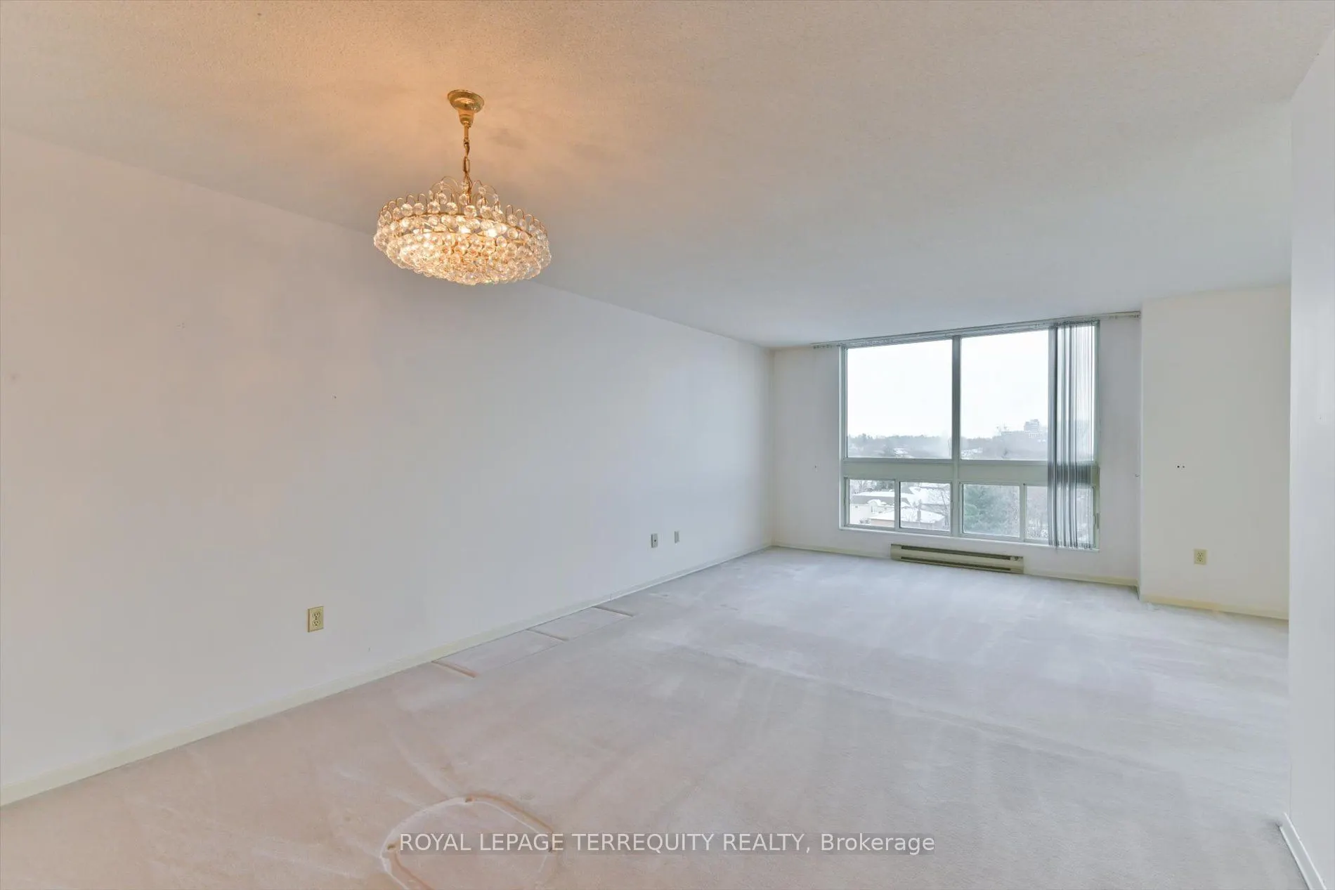 5 Kenneth Avenue #907