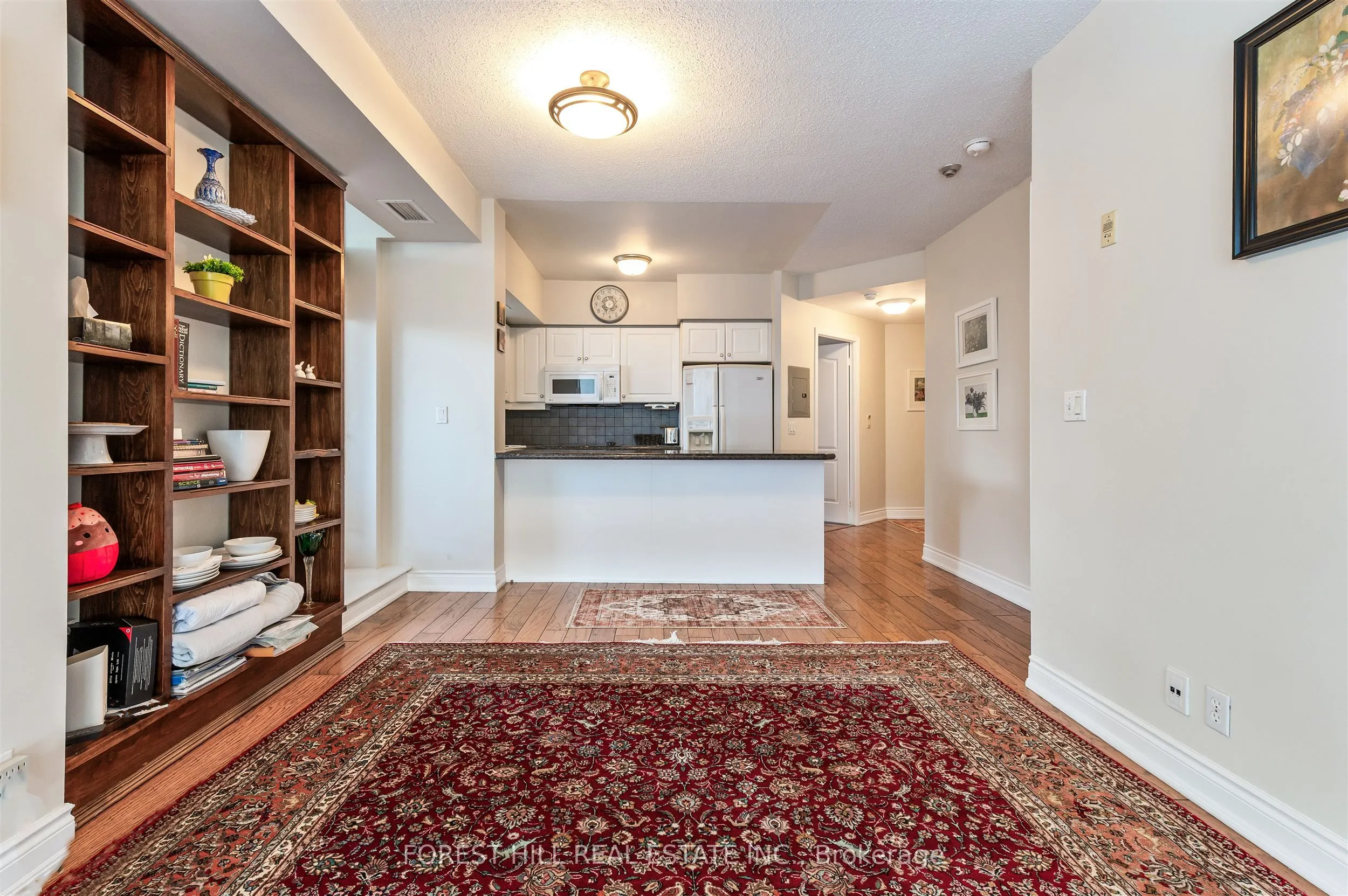 20 Collier Street #903