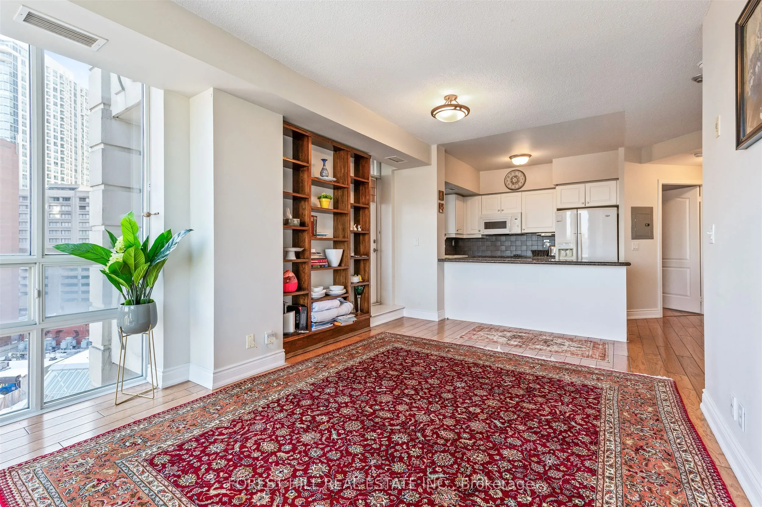 20 Collier Street #903