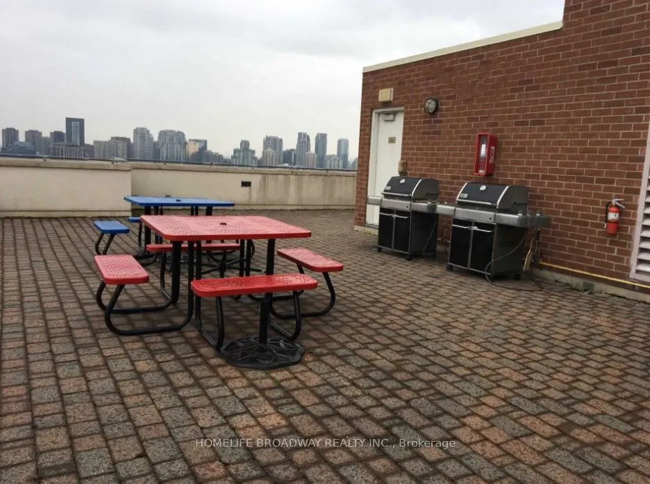 2 Clairtrell Road #315