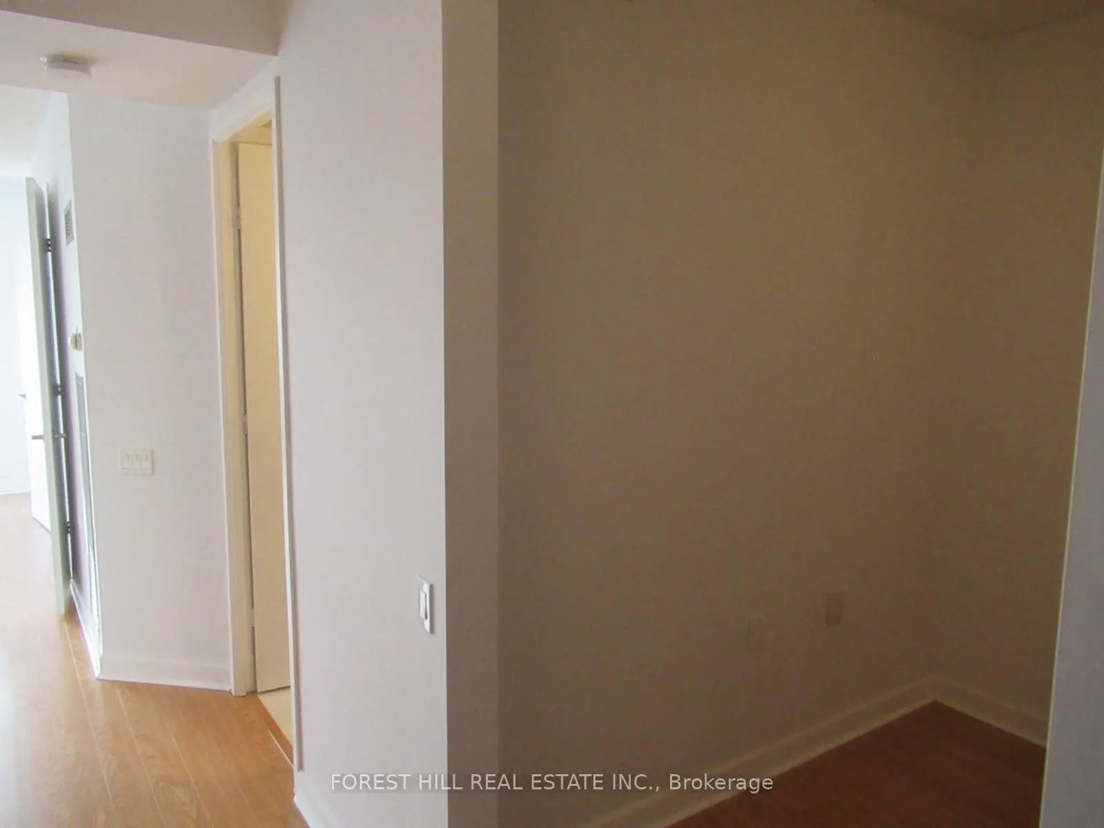 85 Bloor Street E #1808