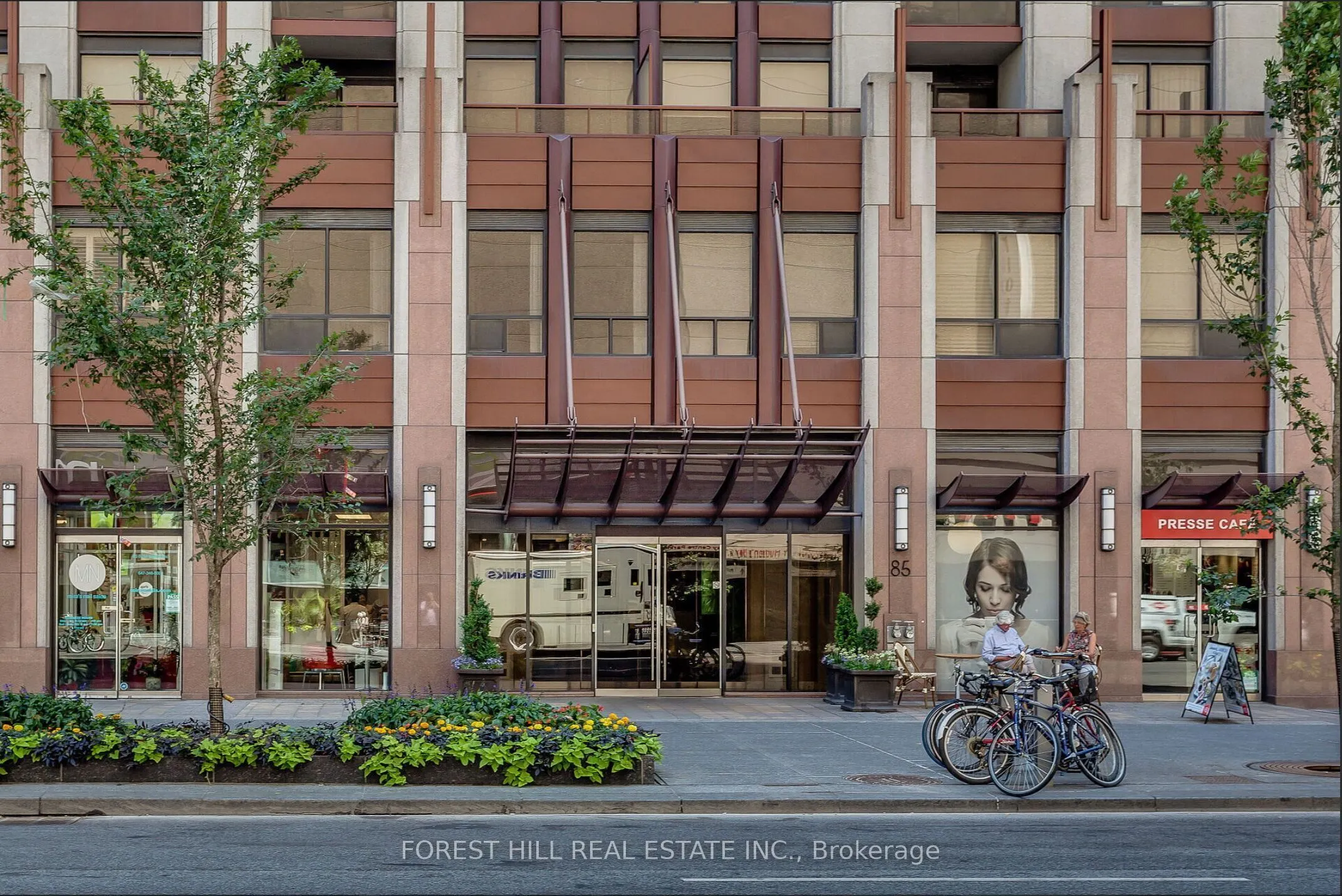 85 Bloor Street E #1808