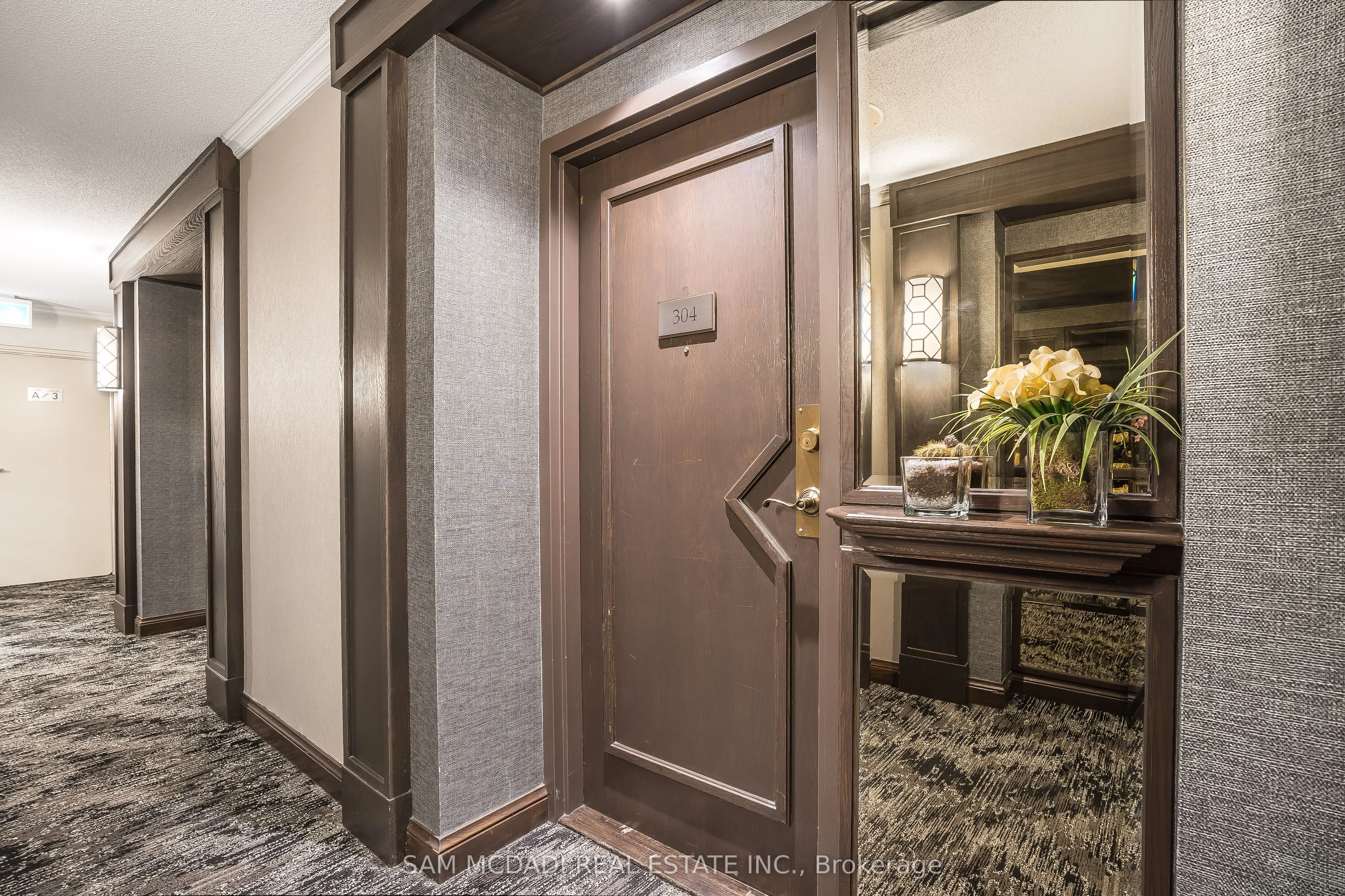 5444 Yonge Street #304
