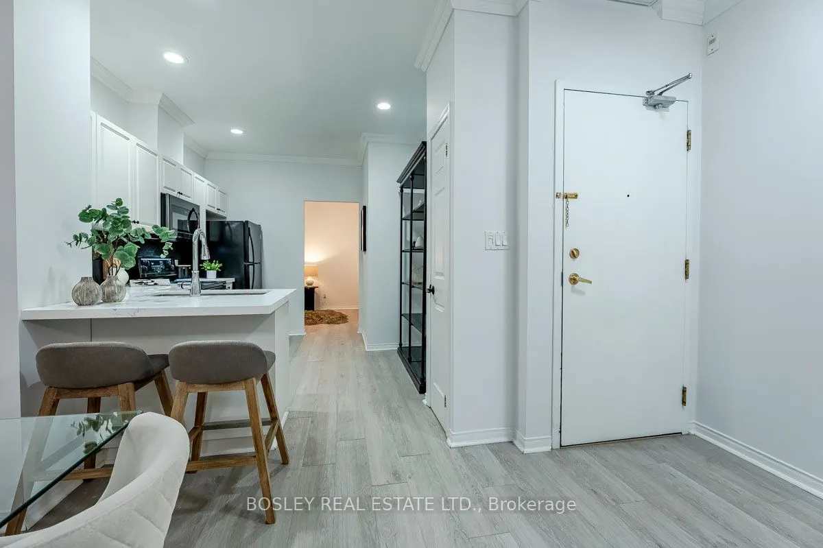 600 Eglinton Avenue E #110