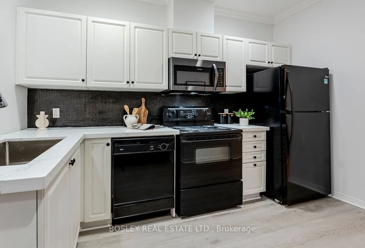 600 Eglinton Avenue E #110