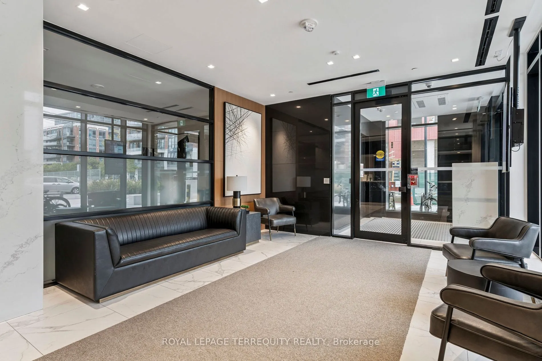 8 Tippett Road #809