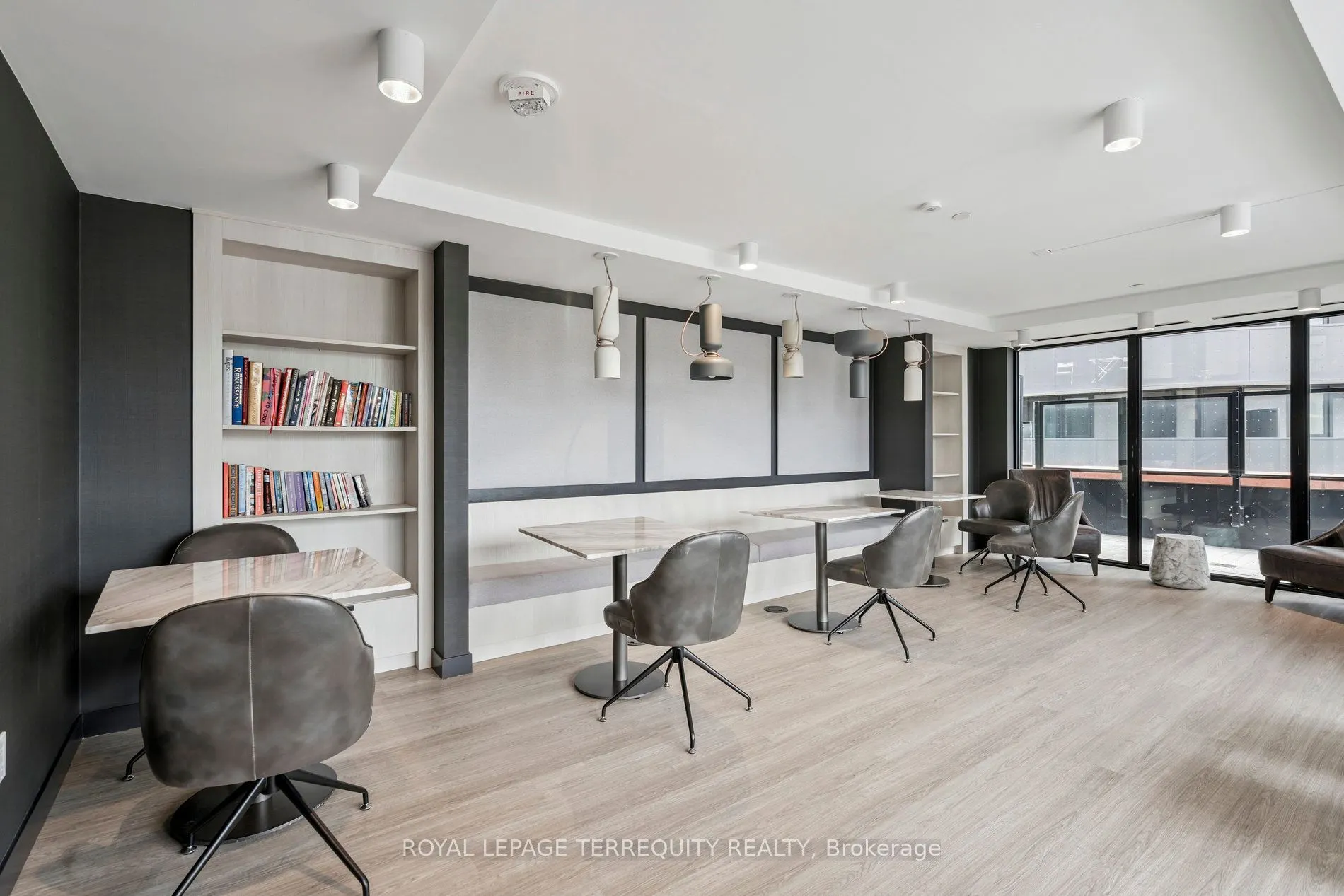 8 Tippett Road #809