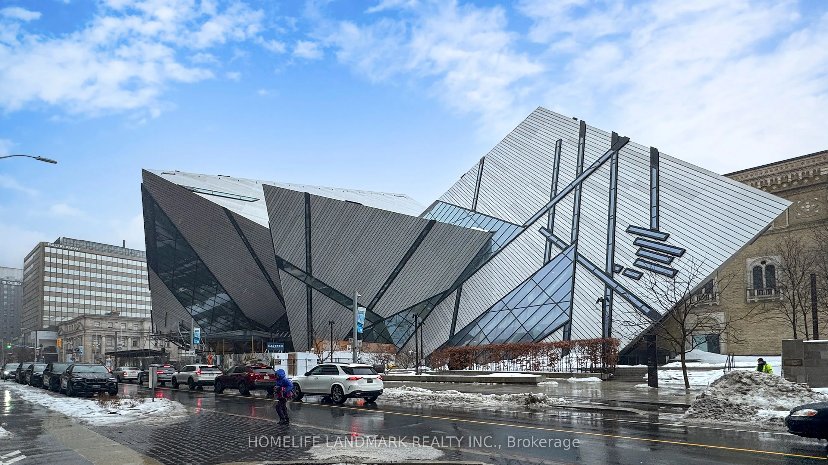 200 Bloor Street W #2305