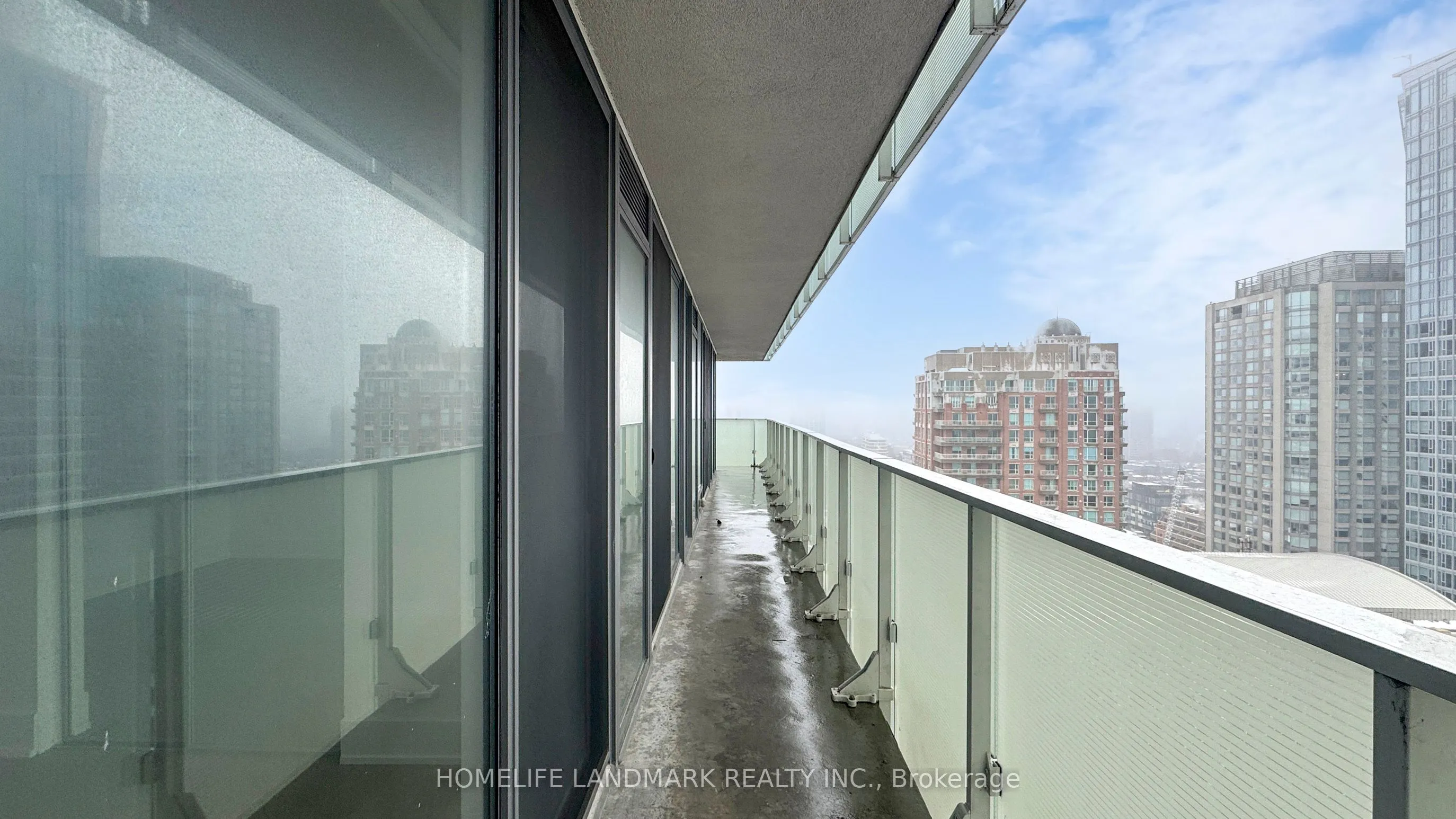 200 Bloor Street W #2305