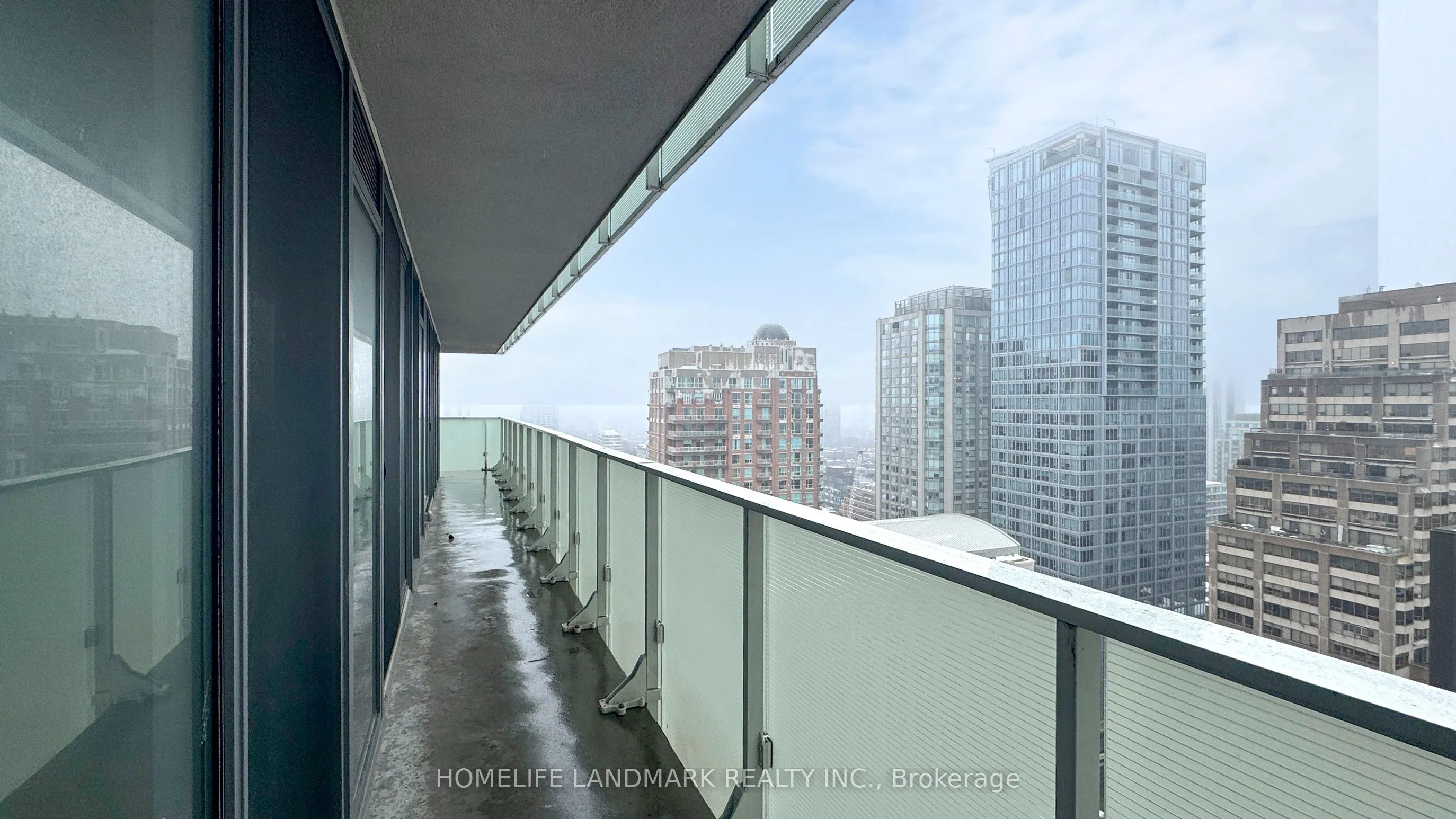 200 Bloor Street W #2305