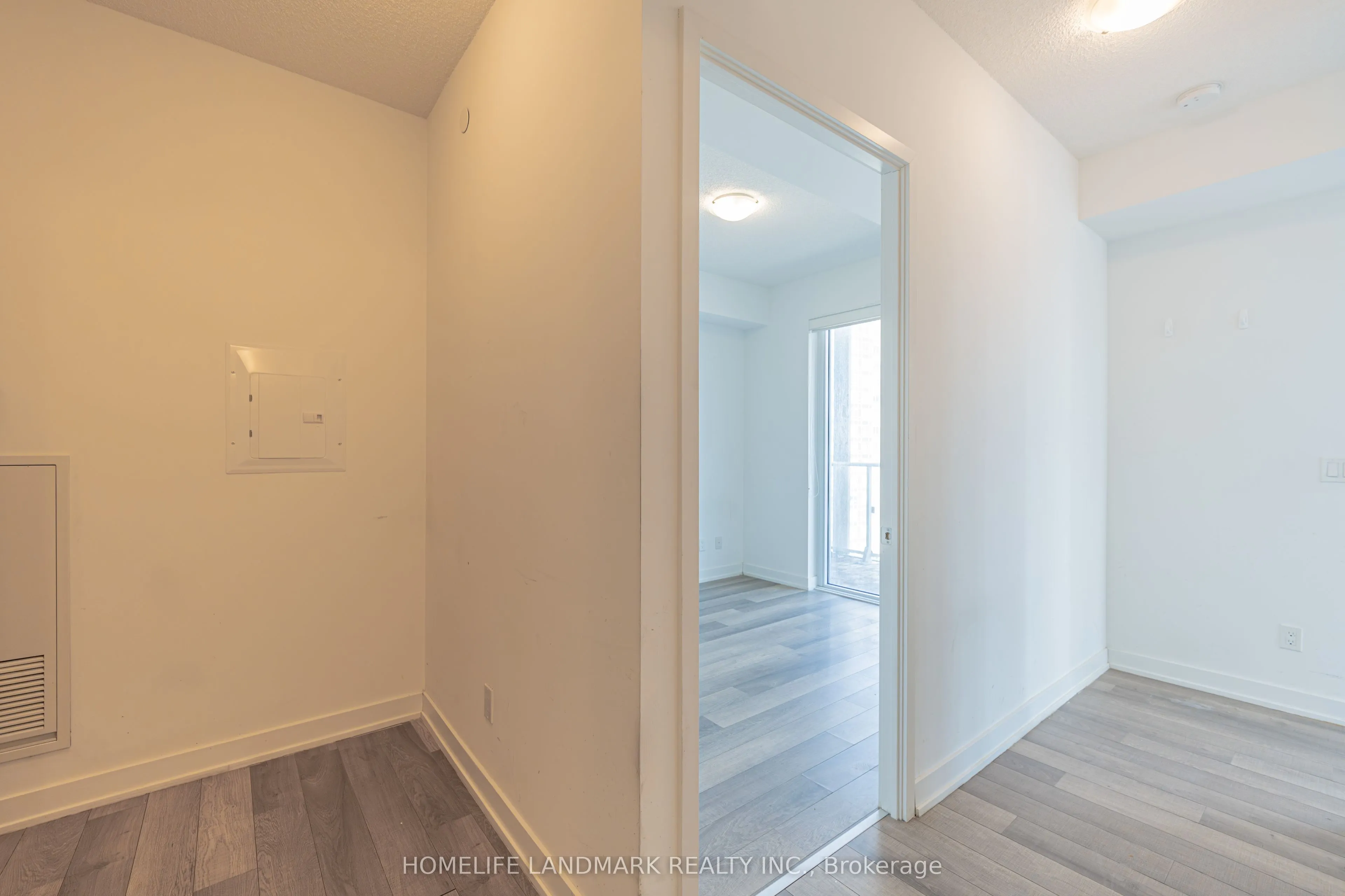 5180 Yonge Street #1207