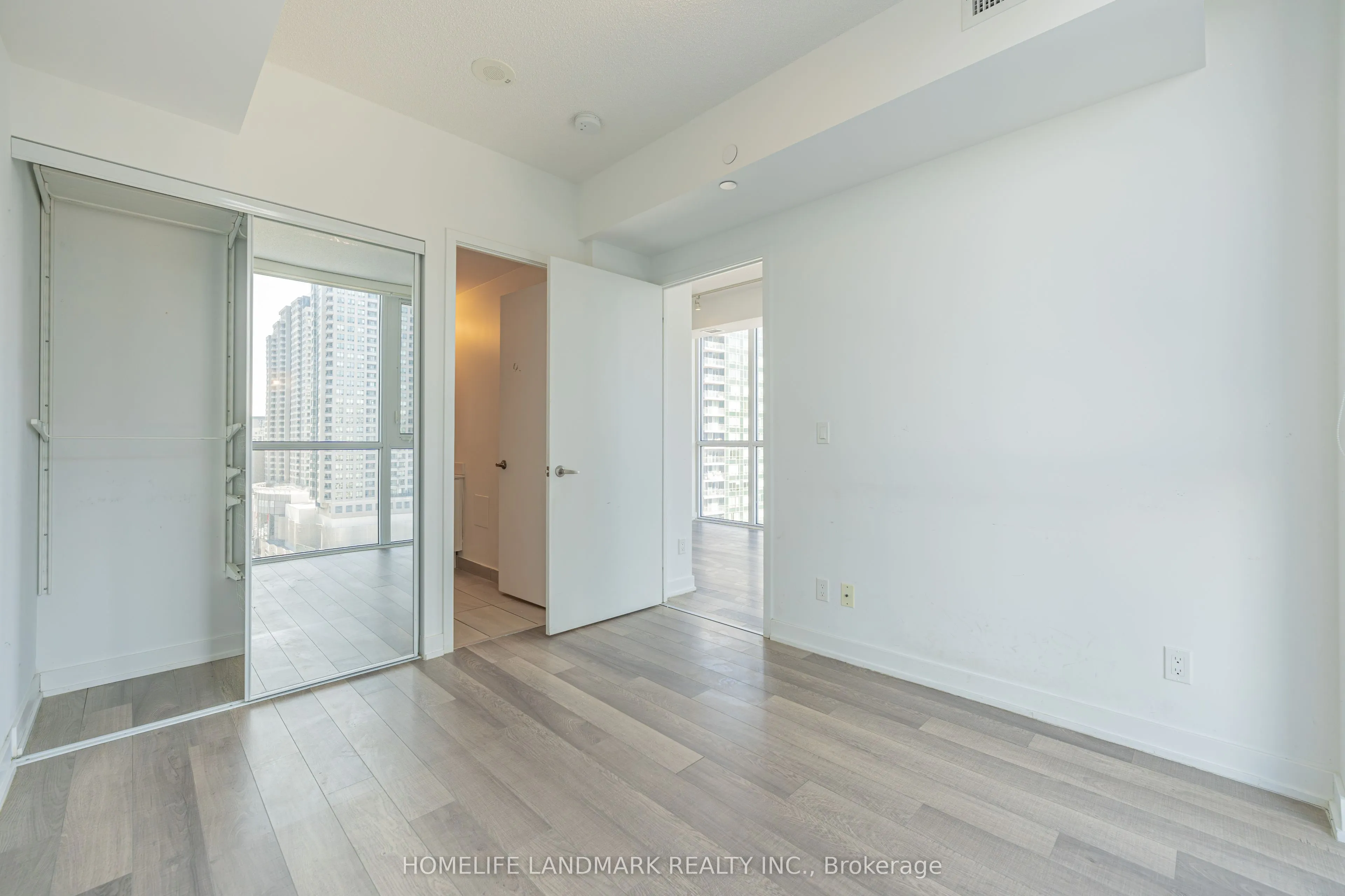 5180 Yonge Street #1207