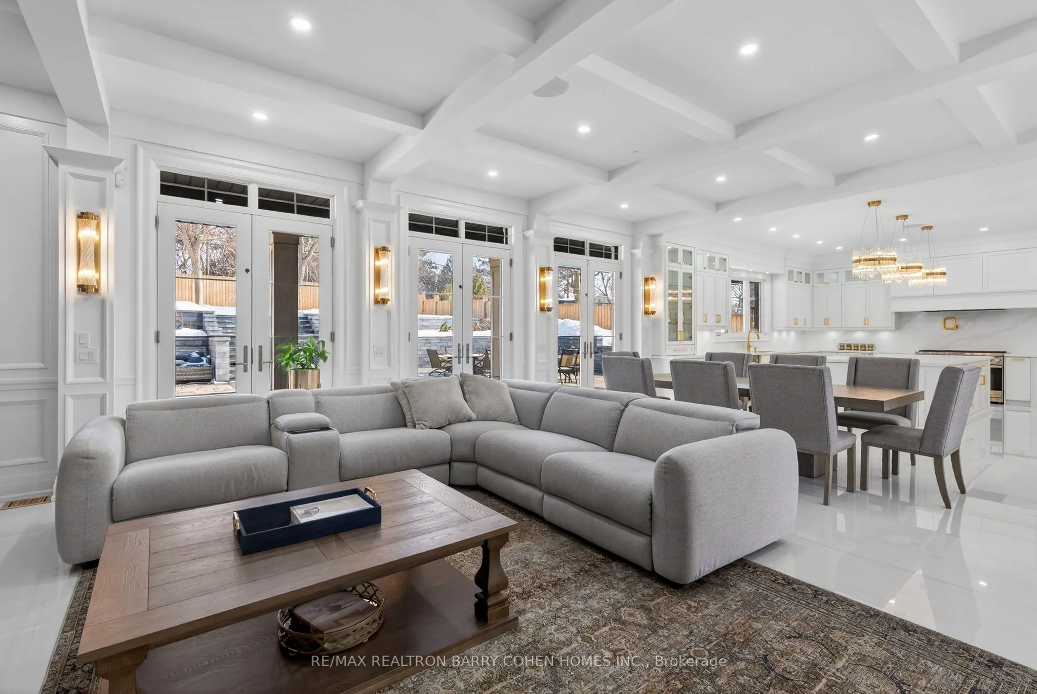 118 Laurentide Drive