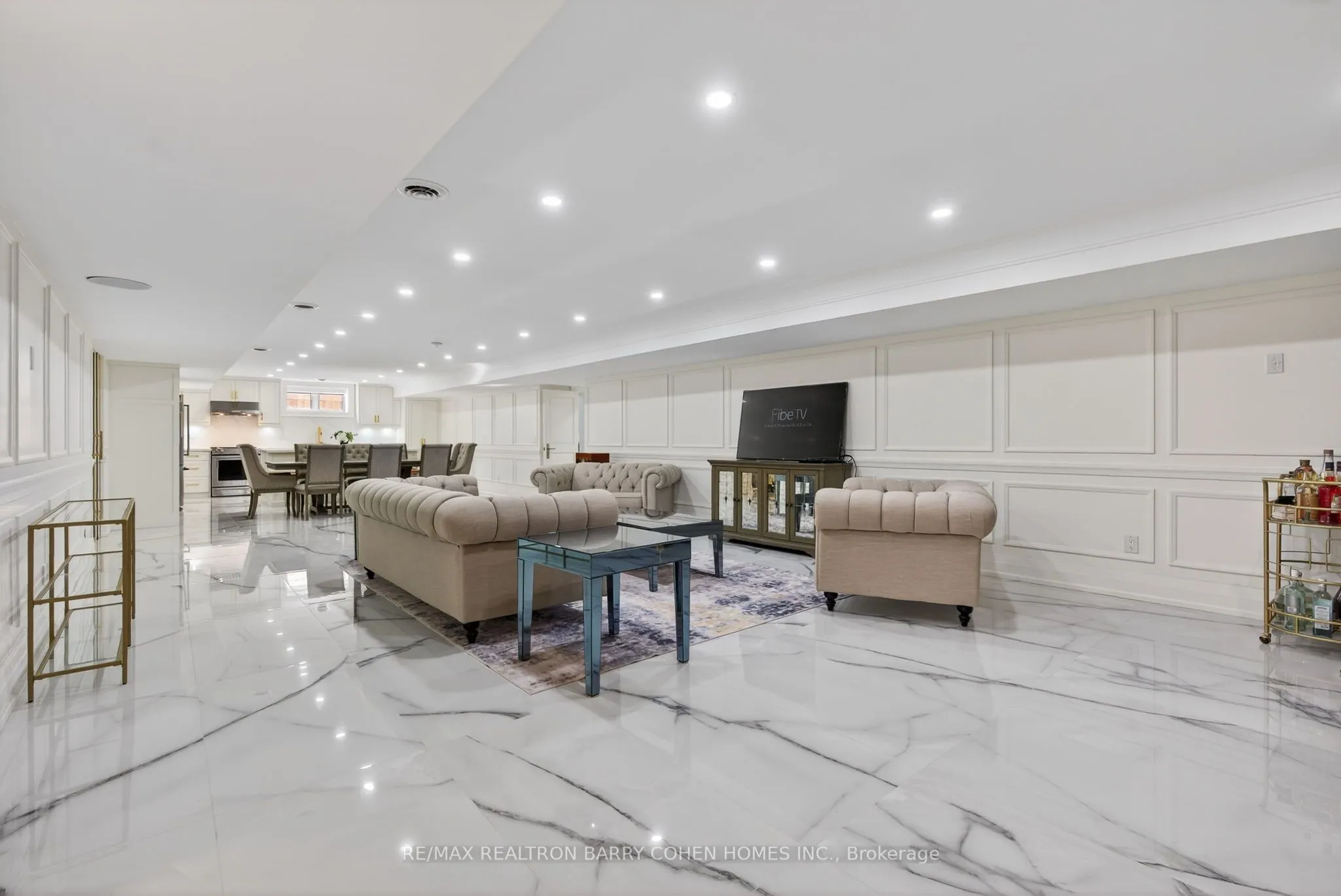 118 Laurentide Drive