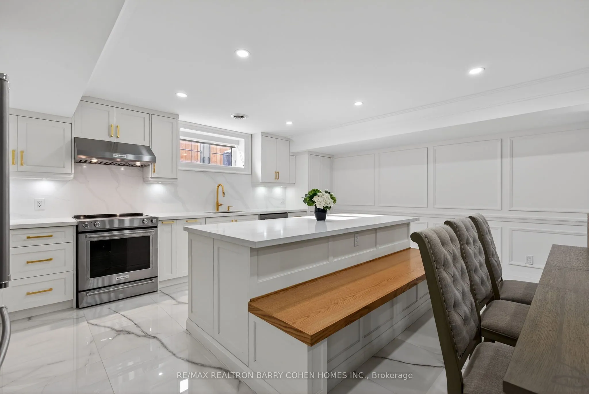 118 Laurentide Drive