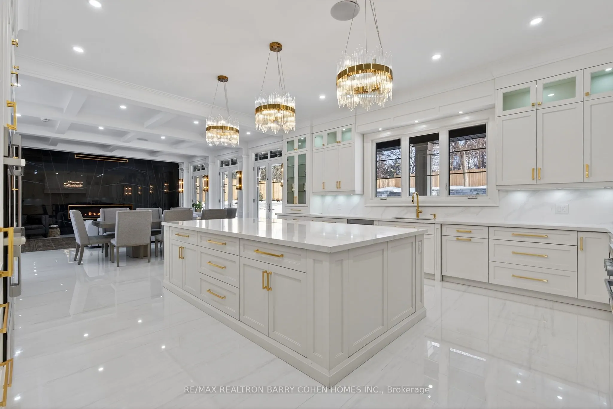 118 Laurentide Drive