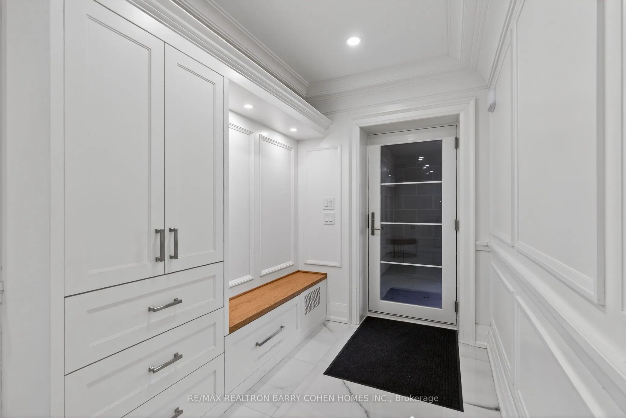 118 Laurentide Drive