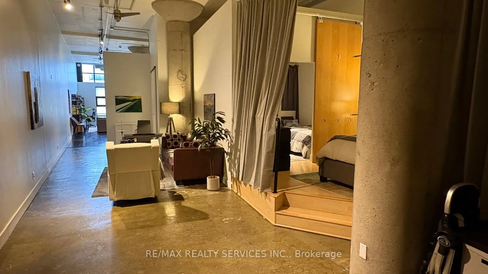 90 Sumach Street #406