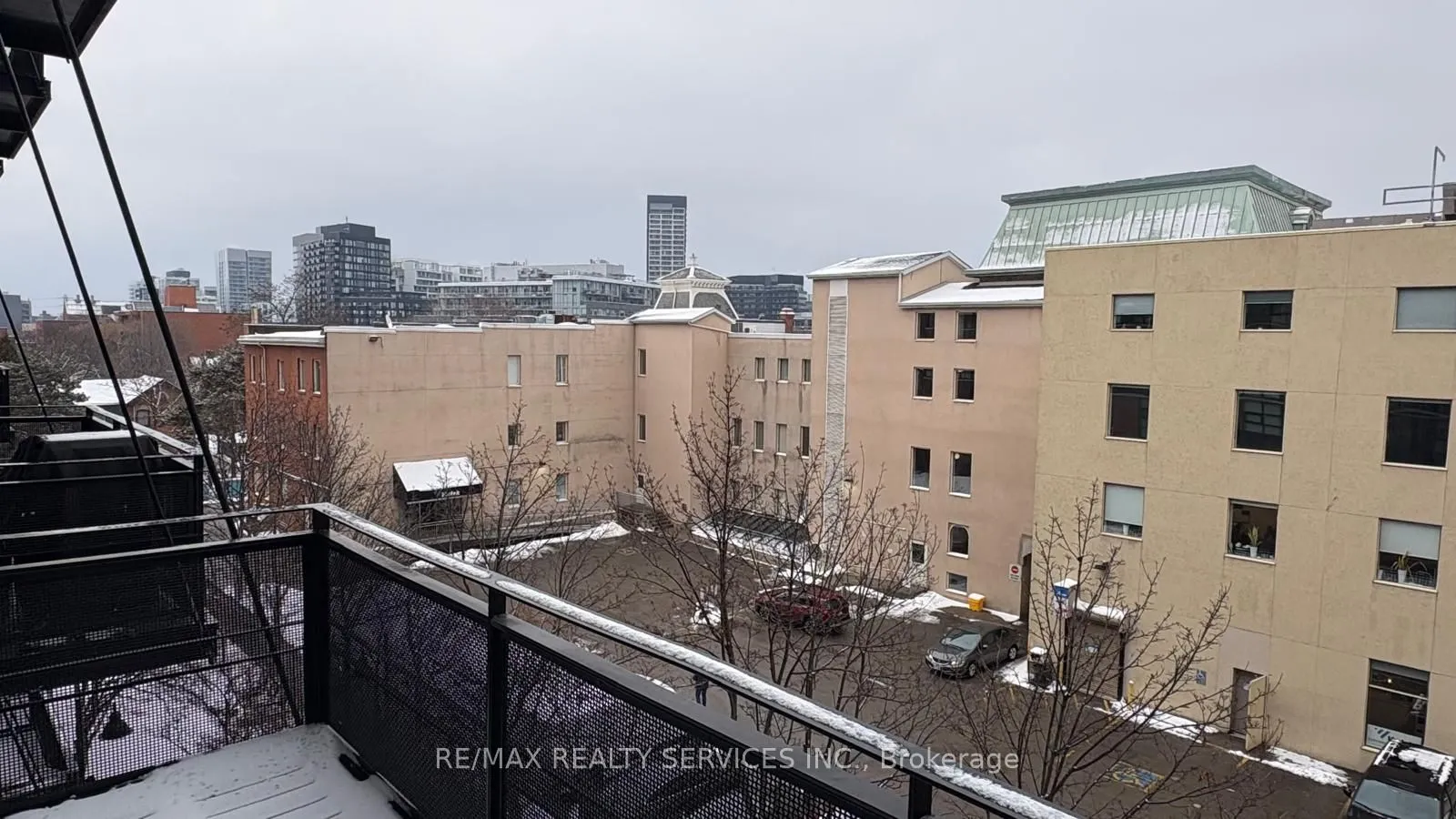 90 Sumach Street #406