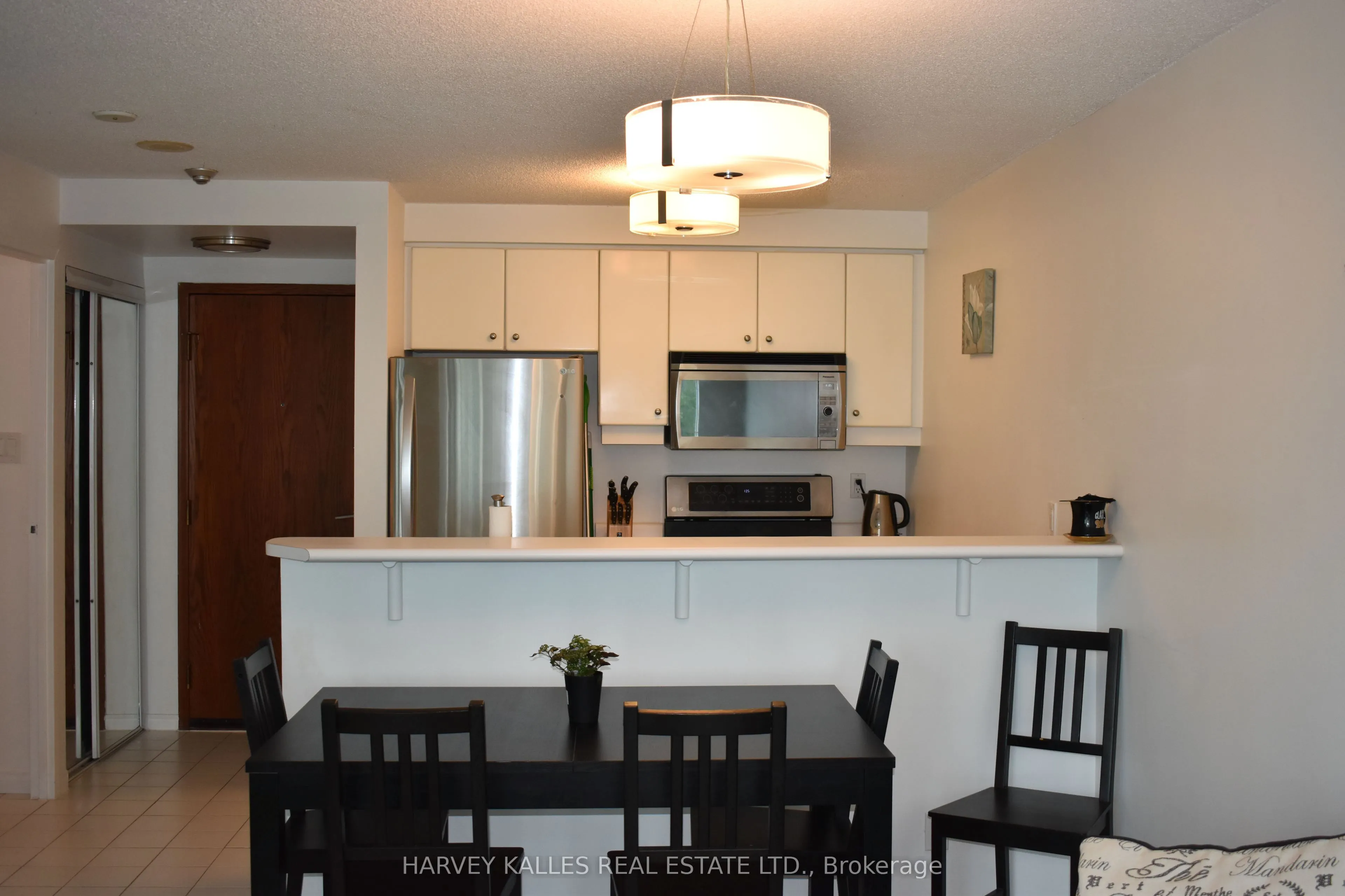 10 Yonge Street #705