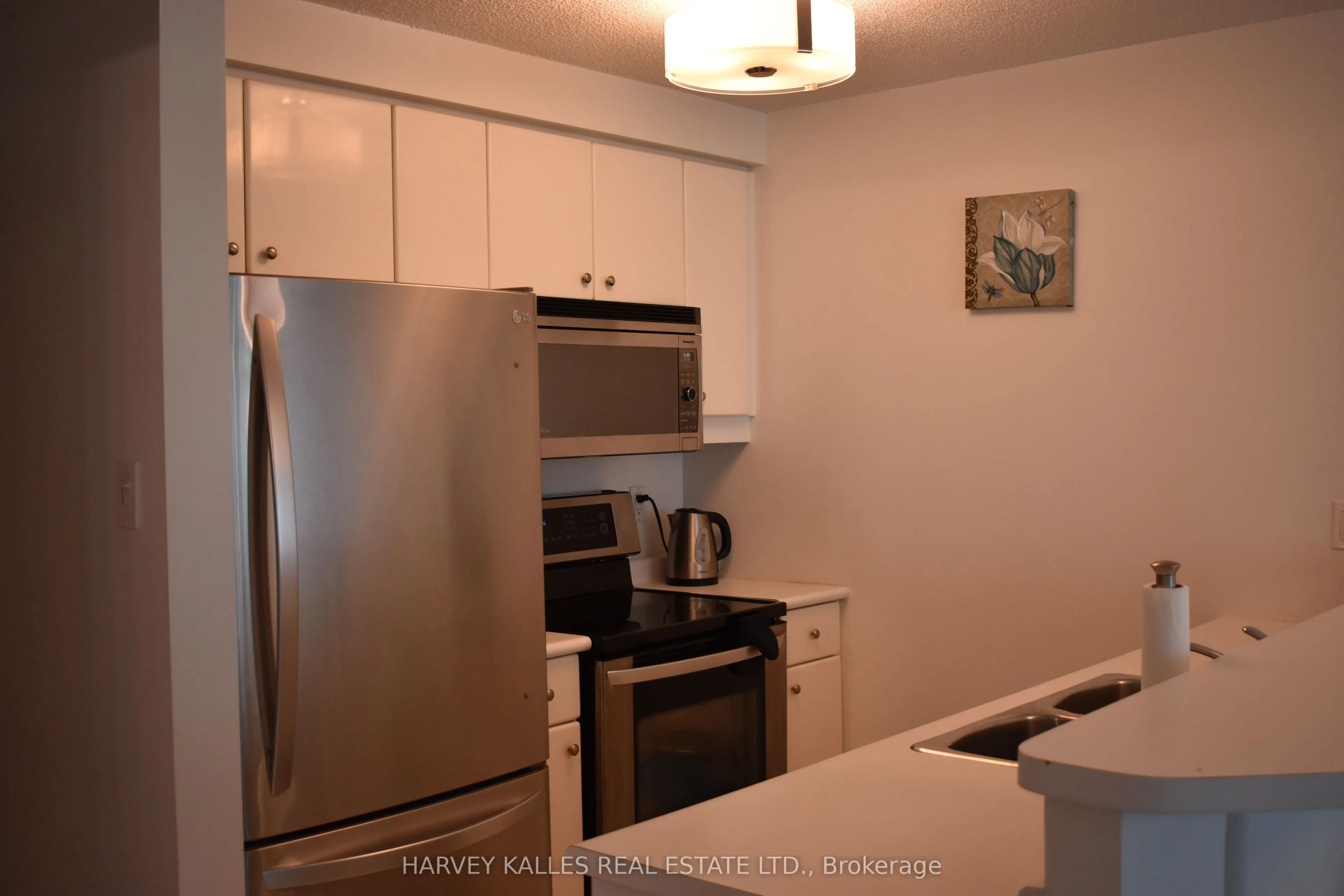 10 Yonge Street #705
