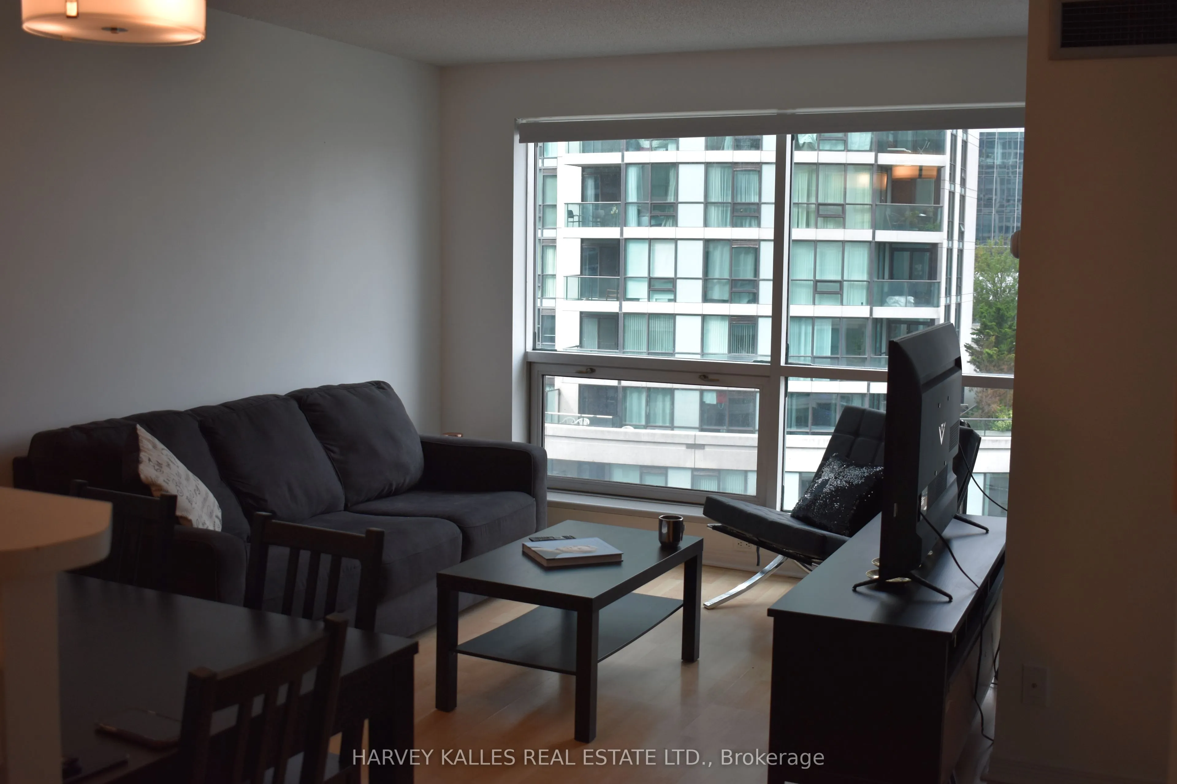 10 Yonge Street #705
