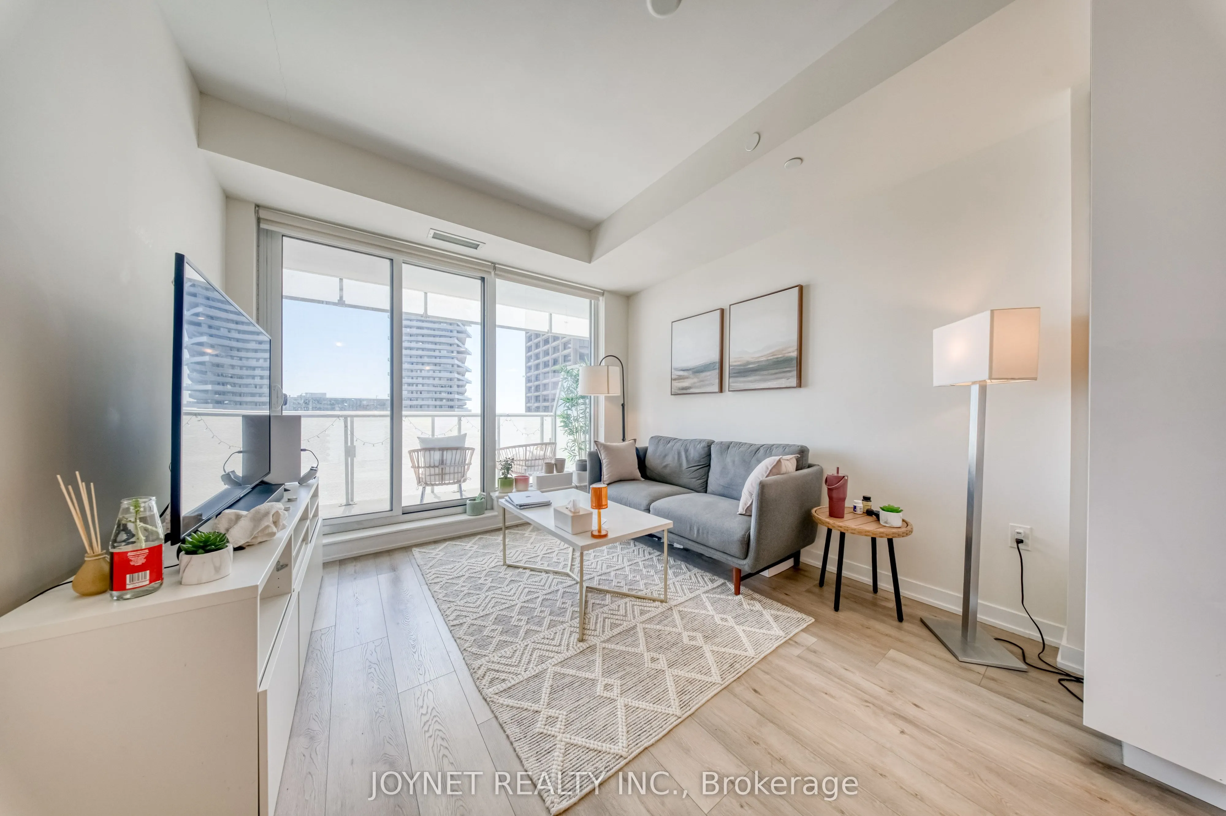 28 Freeland Street #1201
