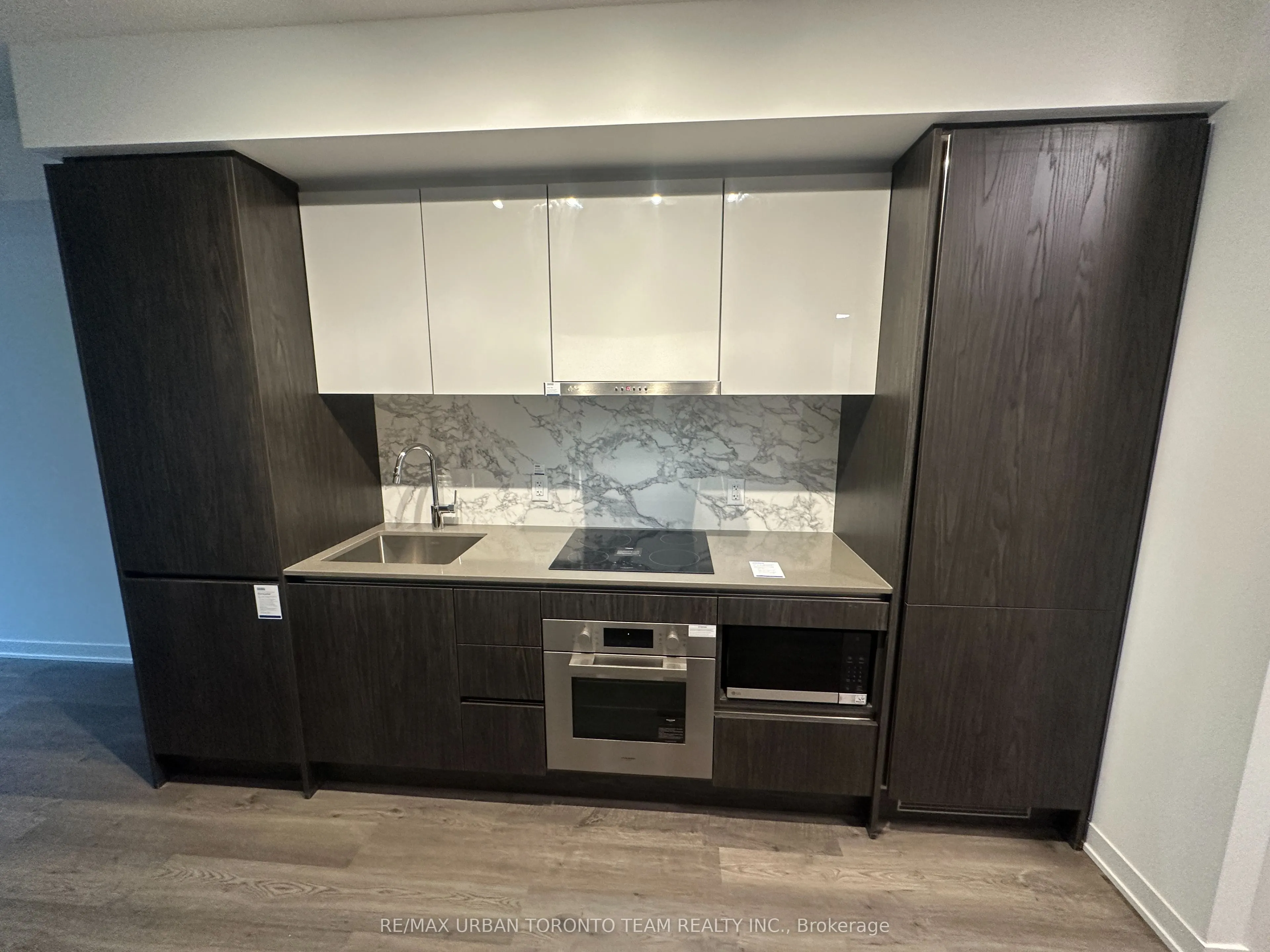180 Front Street E #706