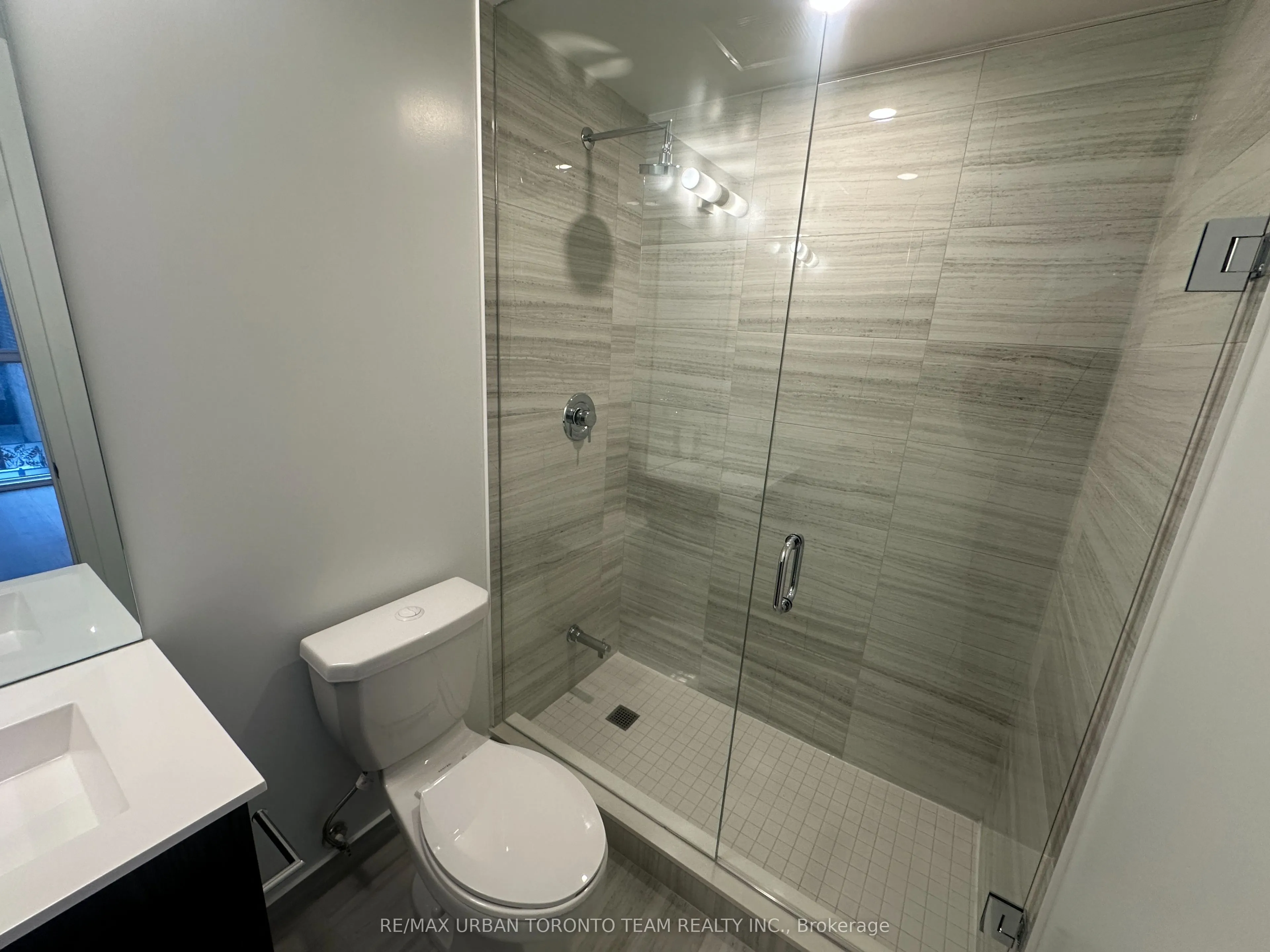 180 Front Street E #706