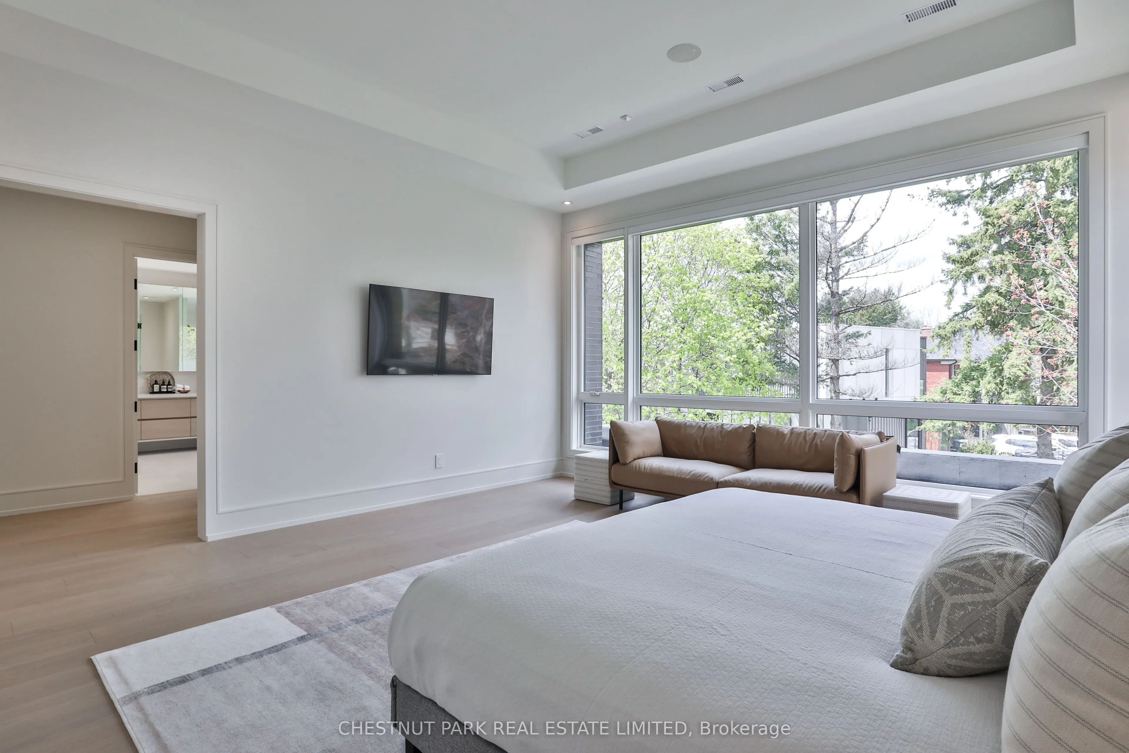 2 Marchwood Drive