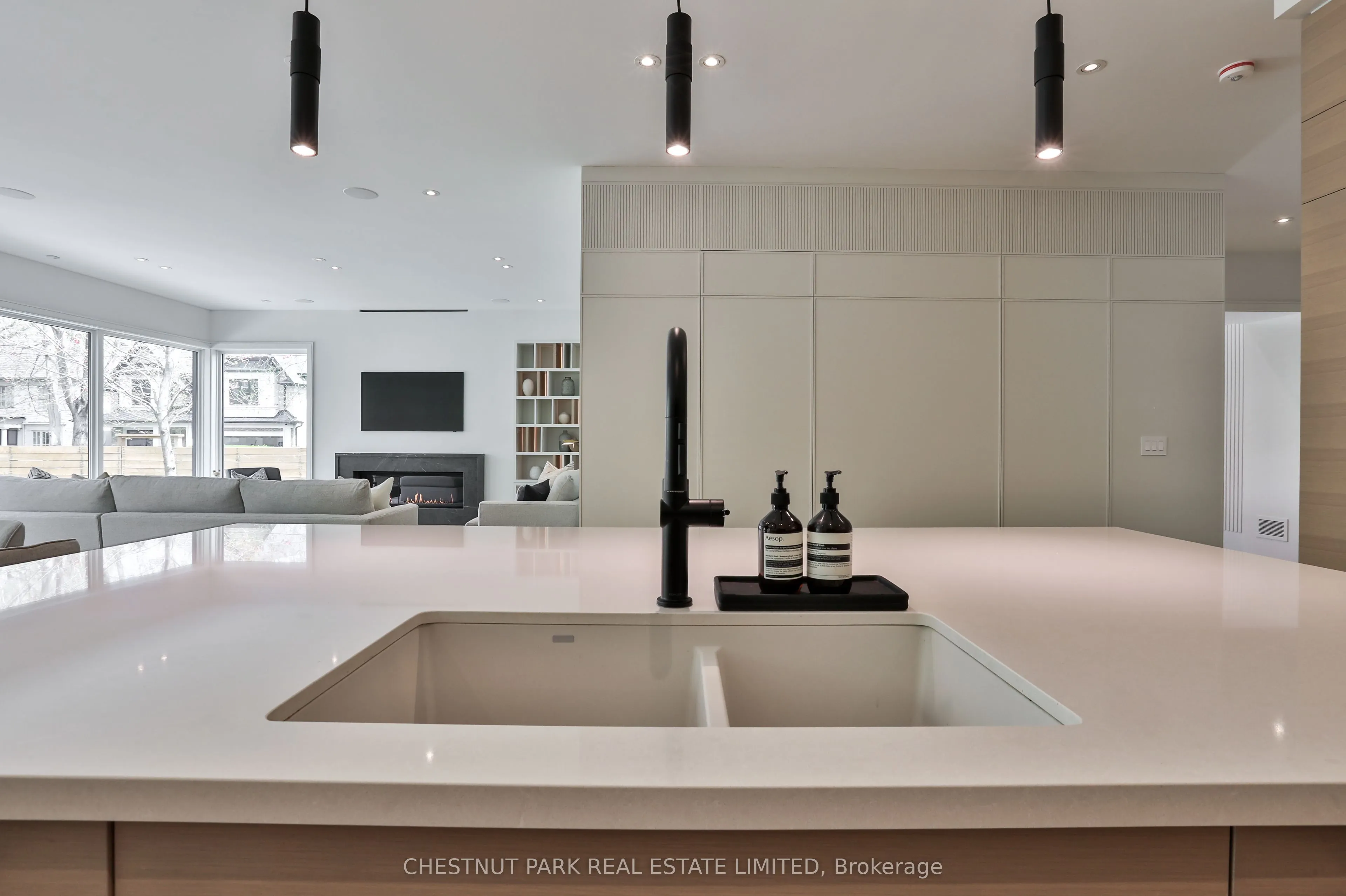 2 Marchwood Drive