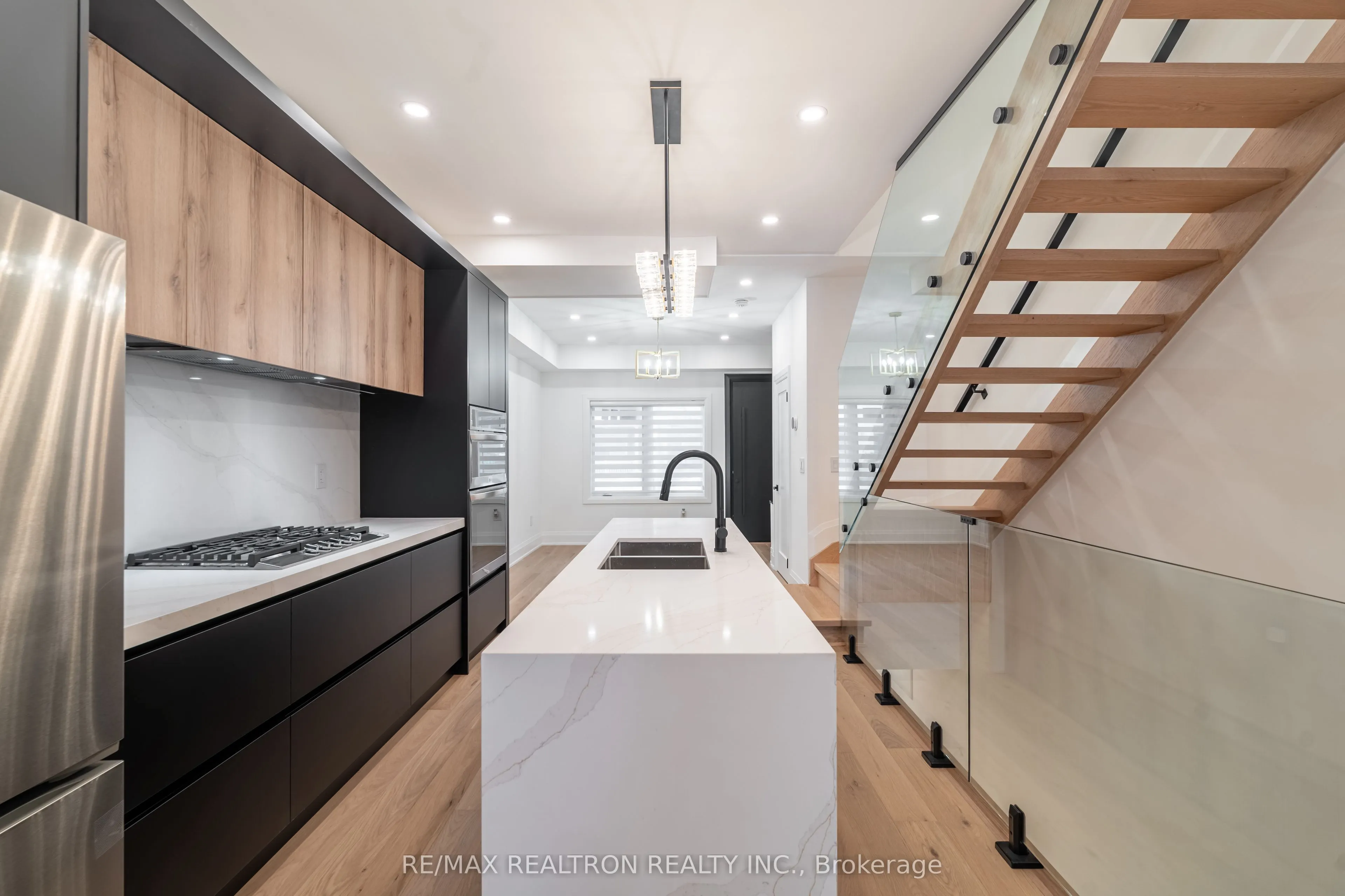 283 Euclid Avenue